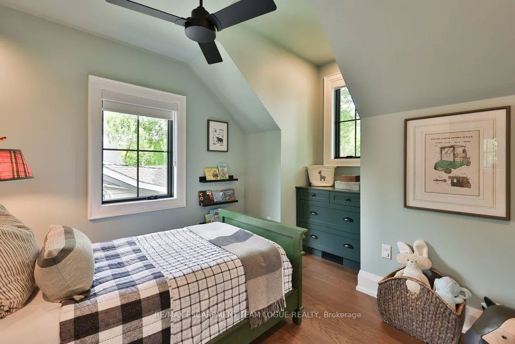 Photo 31 of 211 Ascot Place, Burlington, LaSalle — HOMEH