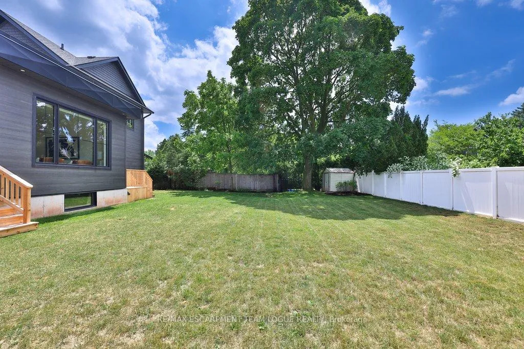 Photo 41 of 211 Ascot Place, Burlington, LaSalle — HOMEH
