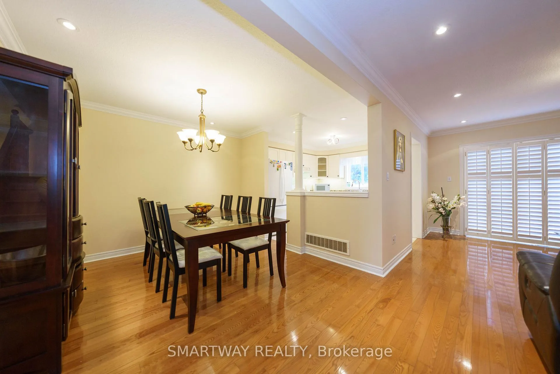 Photo 17 of 42 Peachwood Crescent, Hamilton, Stoney Creek — HOMEH