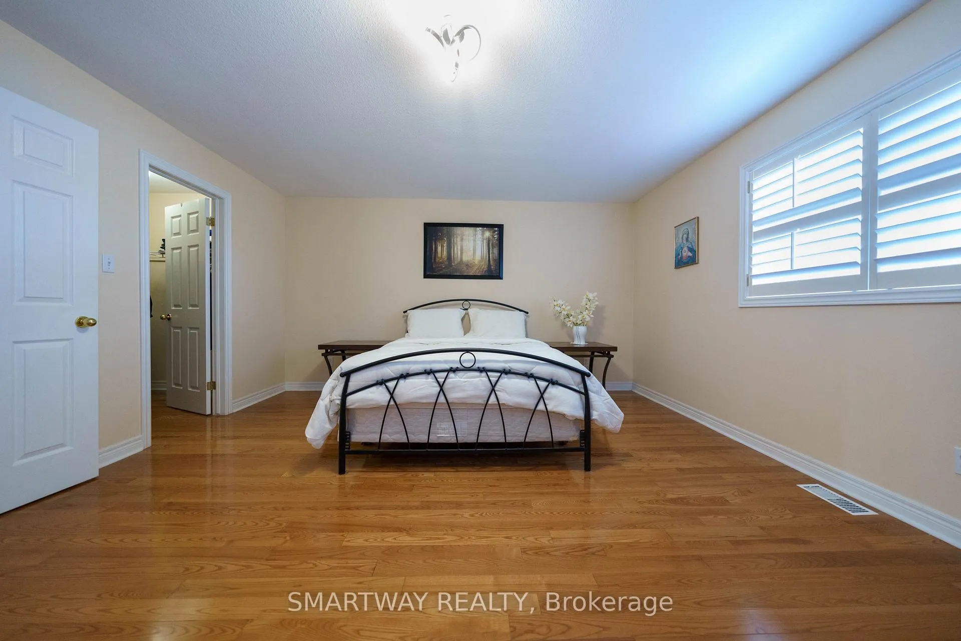 Photo 26 of 42 Peachwood Crescent, Hamilton, Stoney Creek — HOMEH