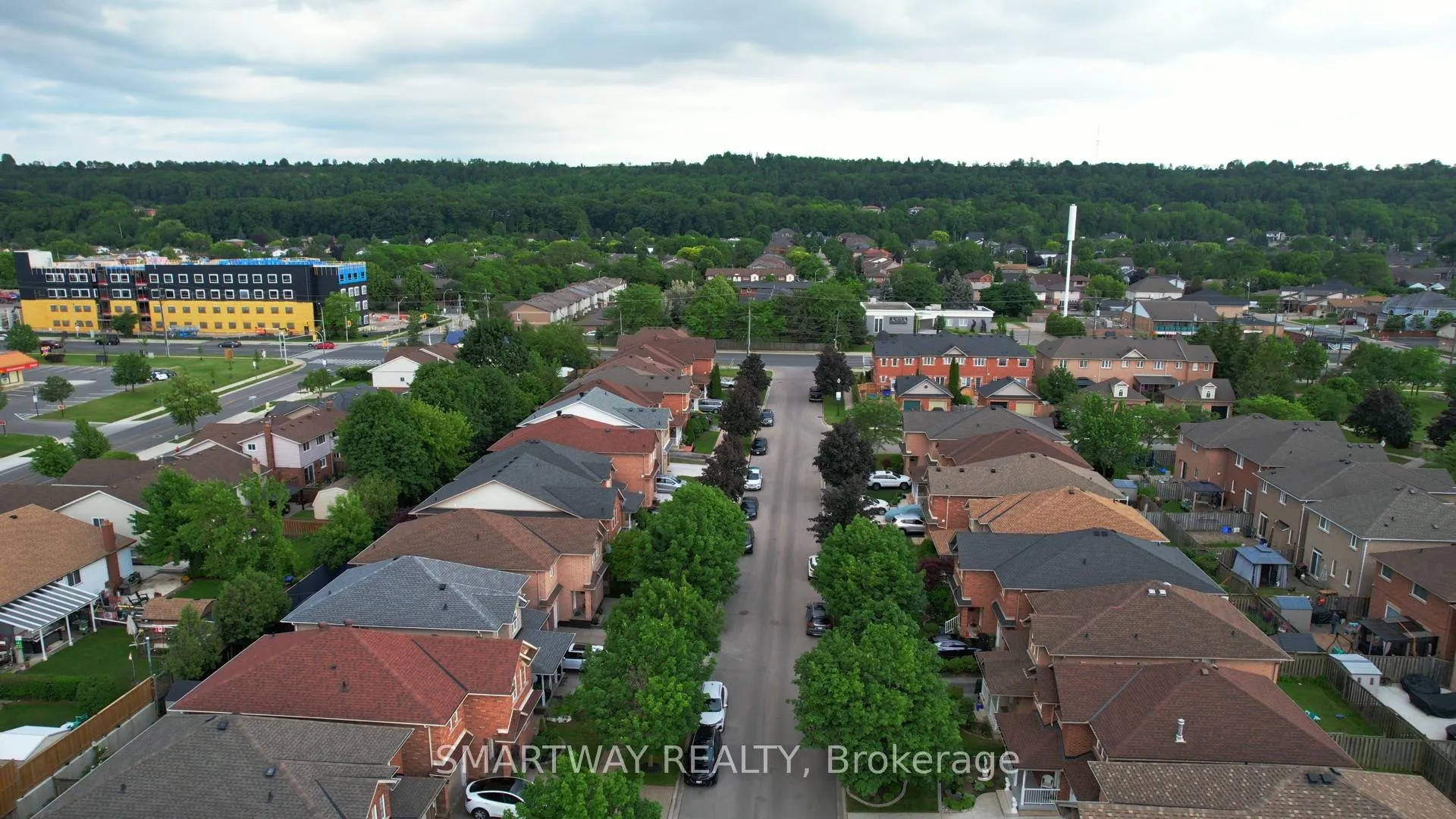 Photo 50 of 42 Peachwood Crescent, Hamilton, Stoney Creek — HOMEH