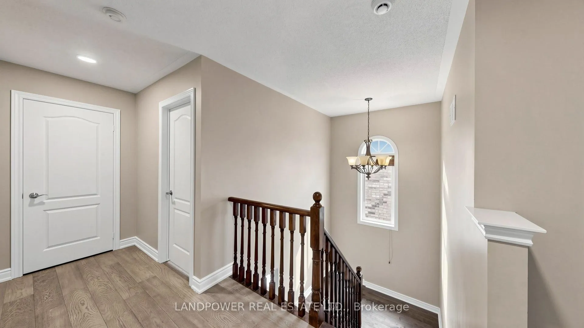 Photo 17 of 49 Winter Creek Crescent, Markham, Victoria Manor-Jennings Gate — HOMEH
