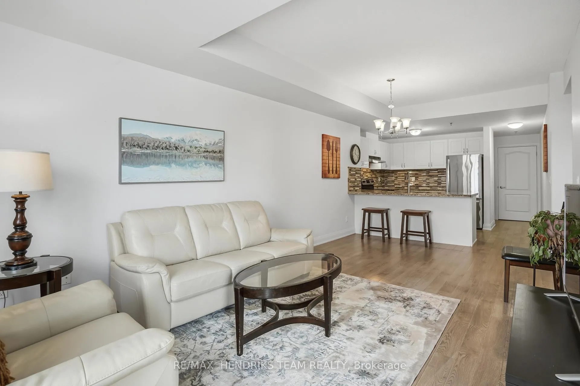 Photo 11 of Unit 304, 319 Highway 8, Hamilton, Stoney Creek — HOMEH