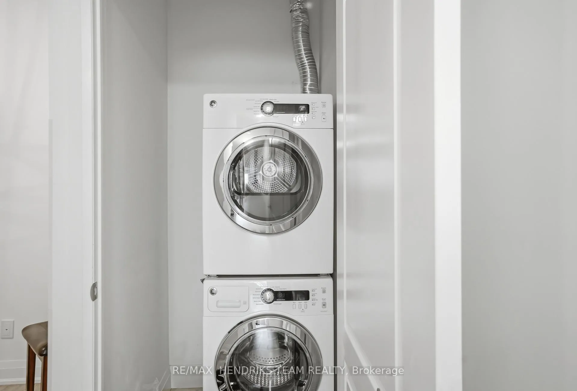 Photo 17 of Unit 304, 319 Highway 8, Hamilton, Stoney Creek — HOMEH