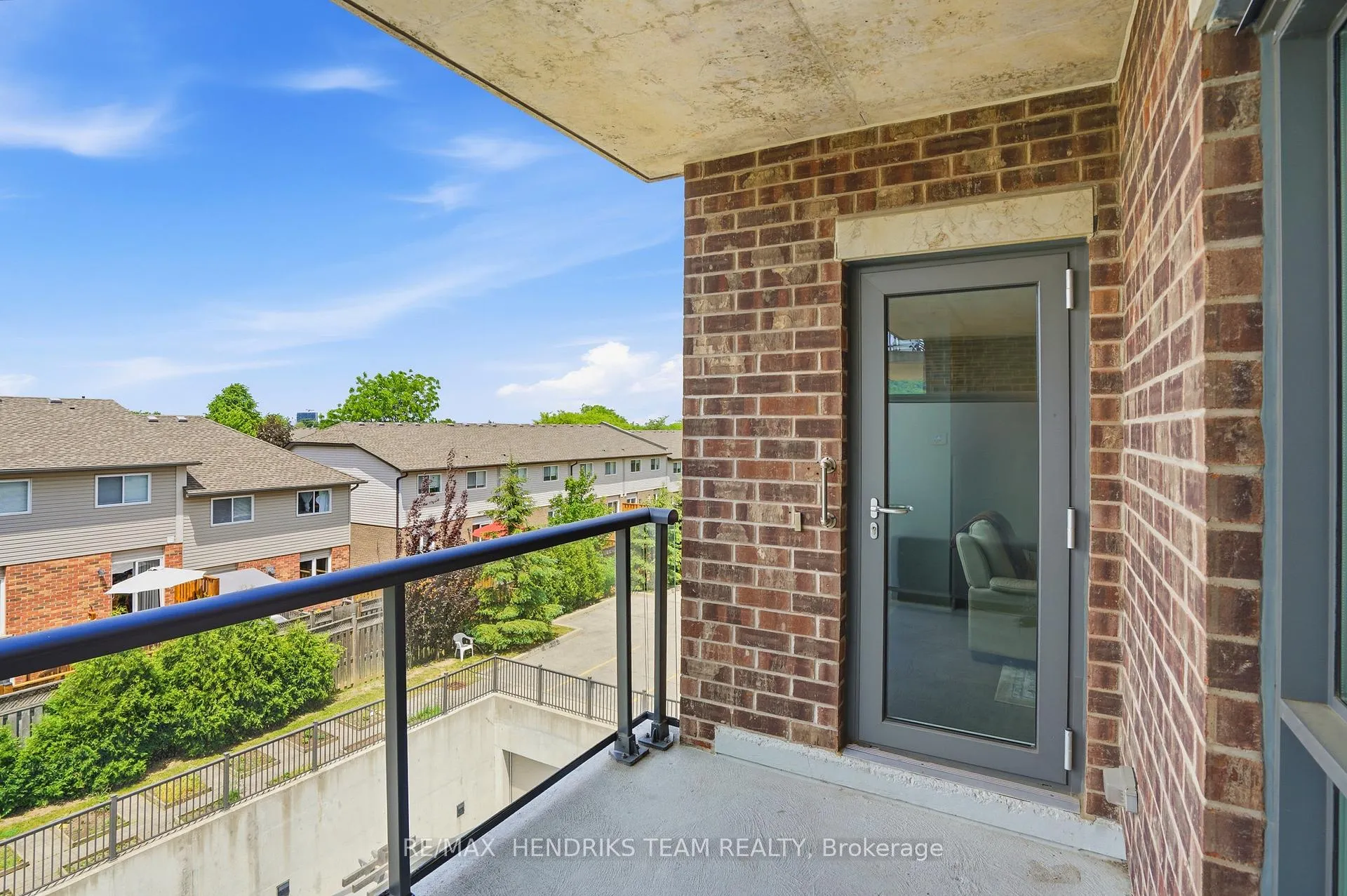 Photo 18 of Unit 304, 319 Highway 8, Hamilton, Stoney Creek — HOMEH