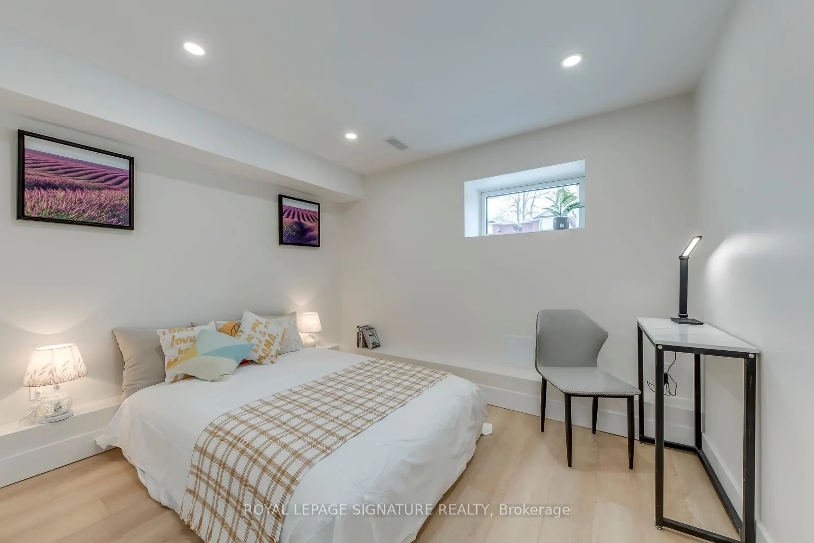Photo 39 of 850 Cosburn Avenue, Toronto, East York — HOMEH