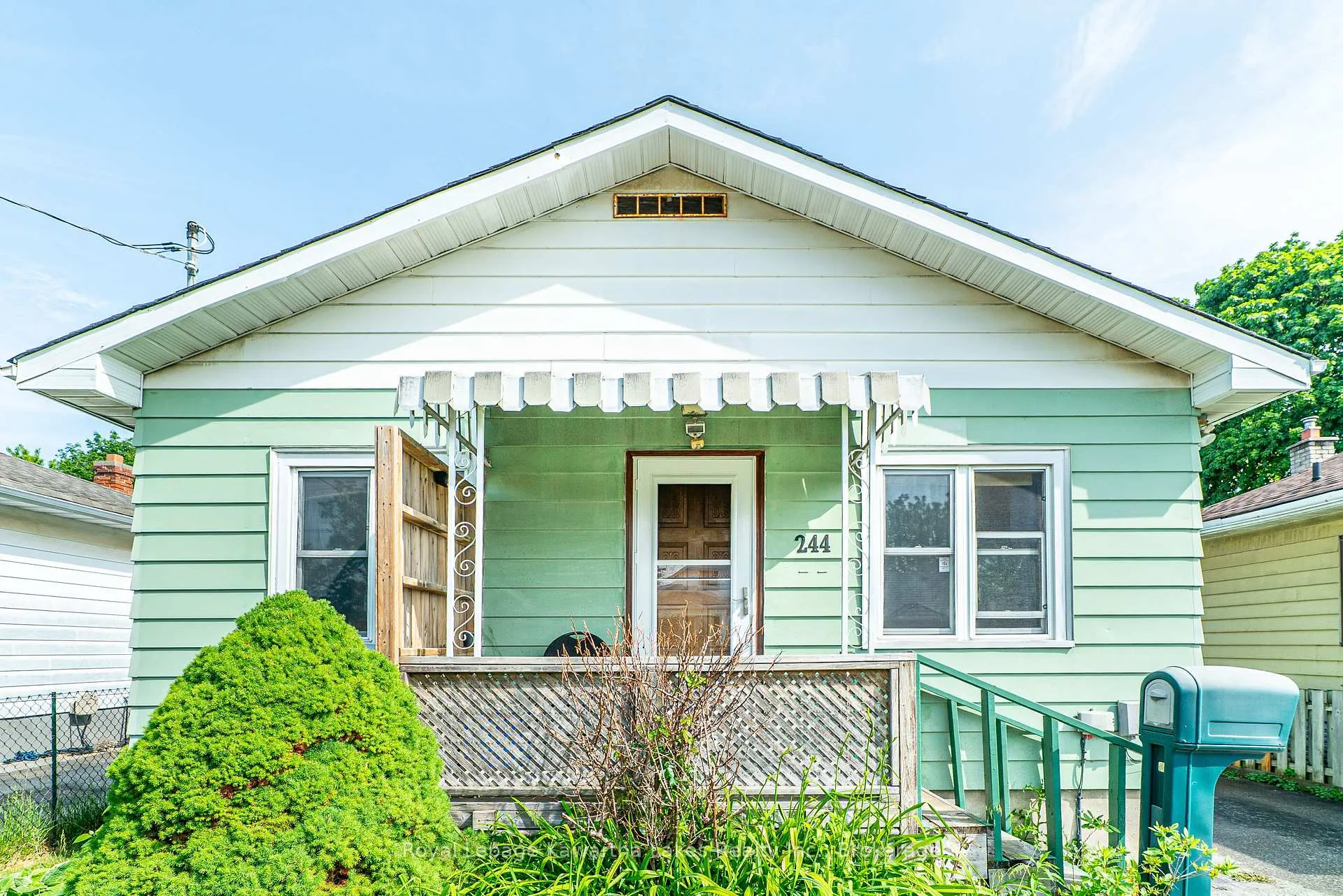 Photo 3 of 244 Annis Street, Oshawa, Lakeview — HOMEH