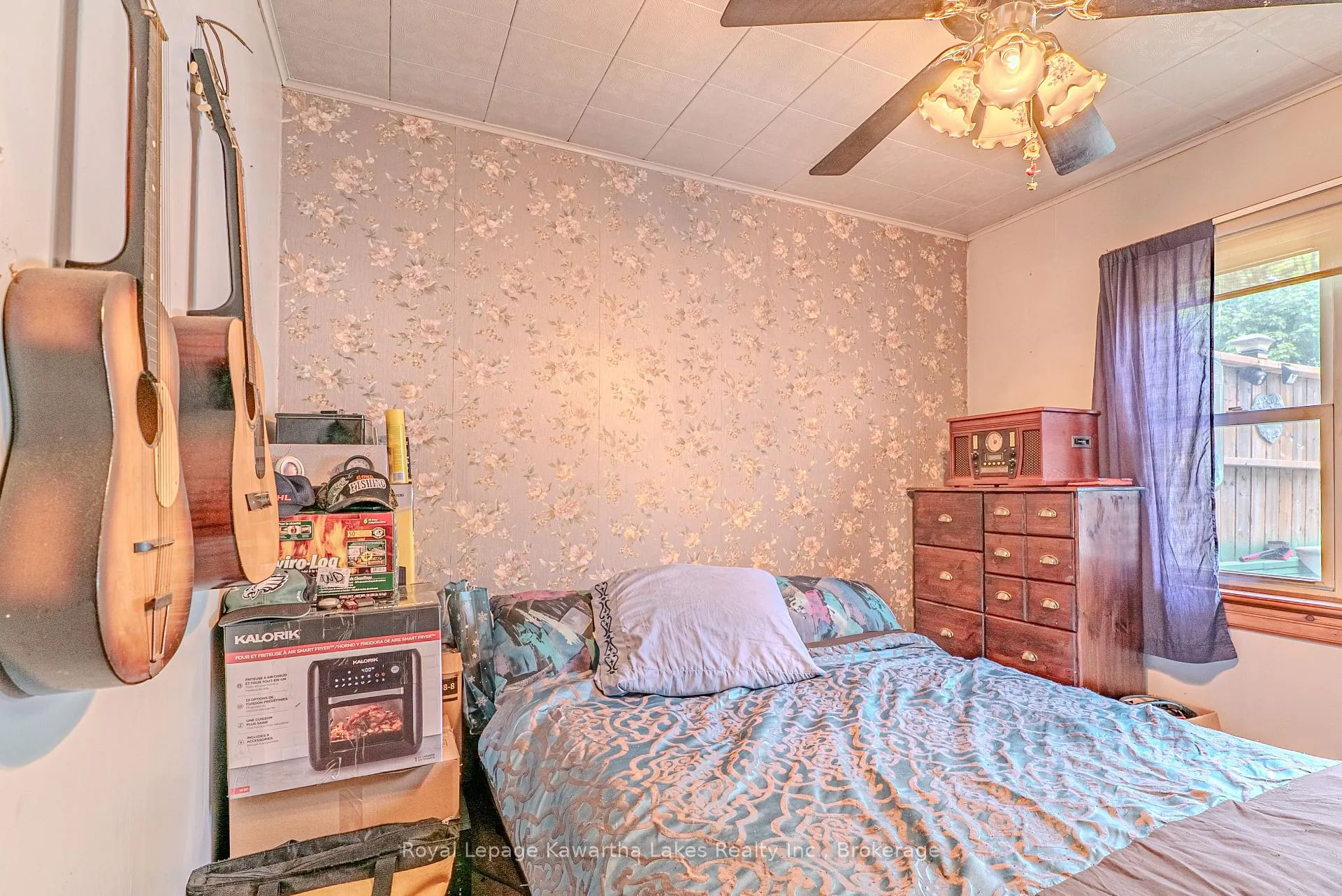 Photo 15 of 244 Annis Street, Oshawa, Lakeview — HOMEH