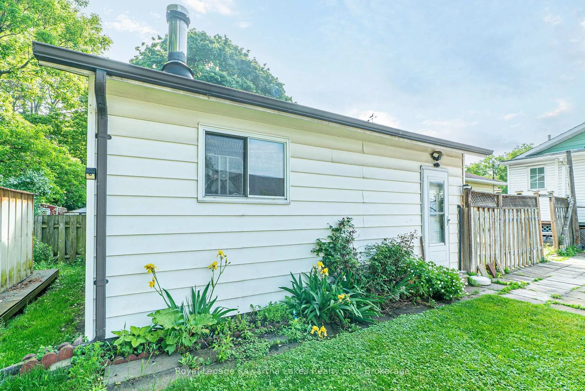 Photo 21 of 244 Annis Street, Oshawa, Lakeview — HOMEH