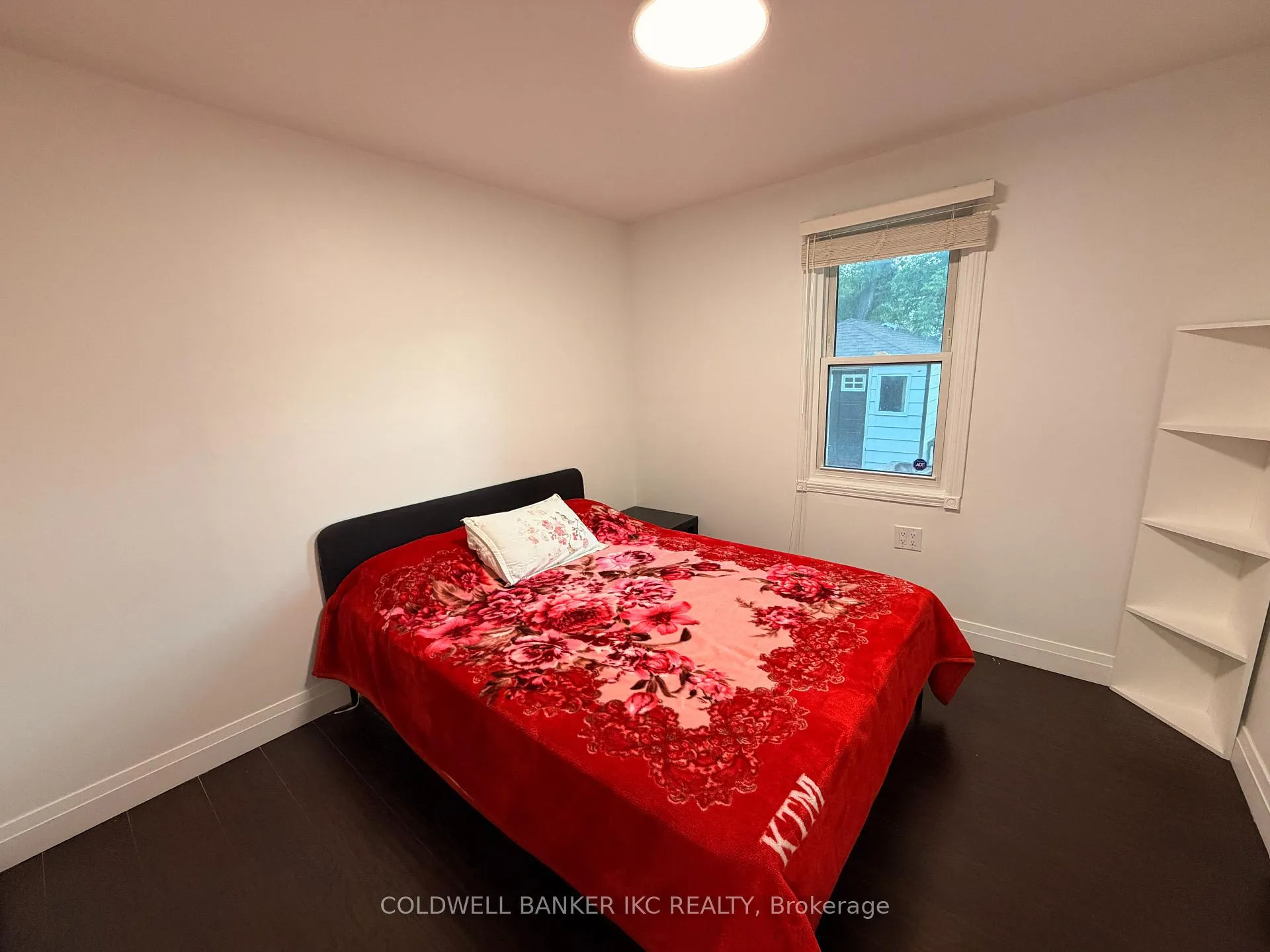 Photo 11 of 82 Seventeenth Street, Etobicoke, New Toronto — HOMEH