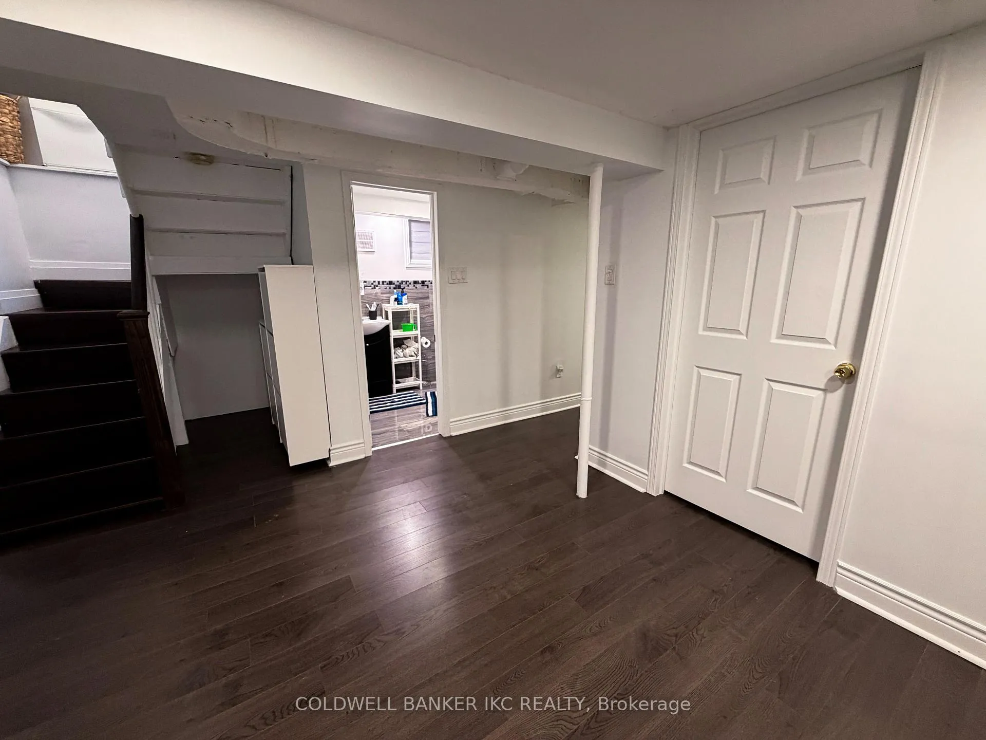 Photo 17 of 82 Seventeenth Street, Etobicoke, New Toronto — HOMEH