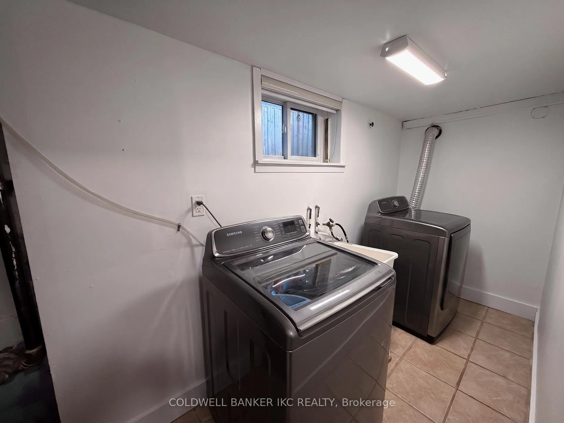 Photo 19 of 82 Seventeenth Street, Etobicoke, New Toronto — HOMEH