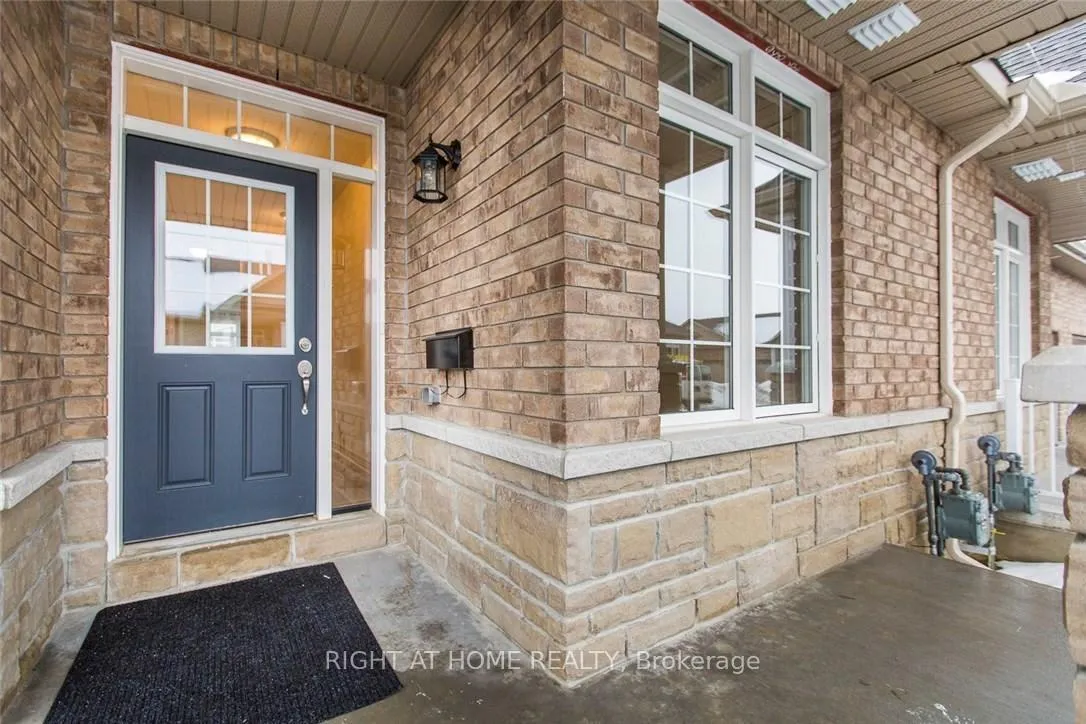 Photo 2 of 113 Passageway Way, Ottawa, Kanata - Bridlewood — HOMEH