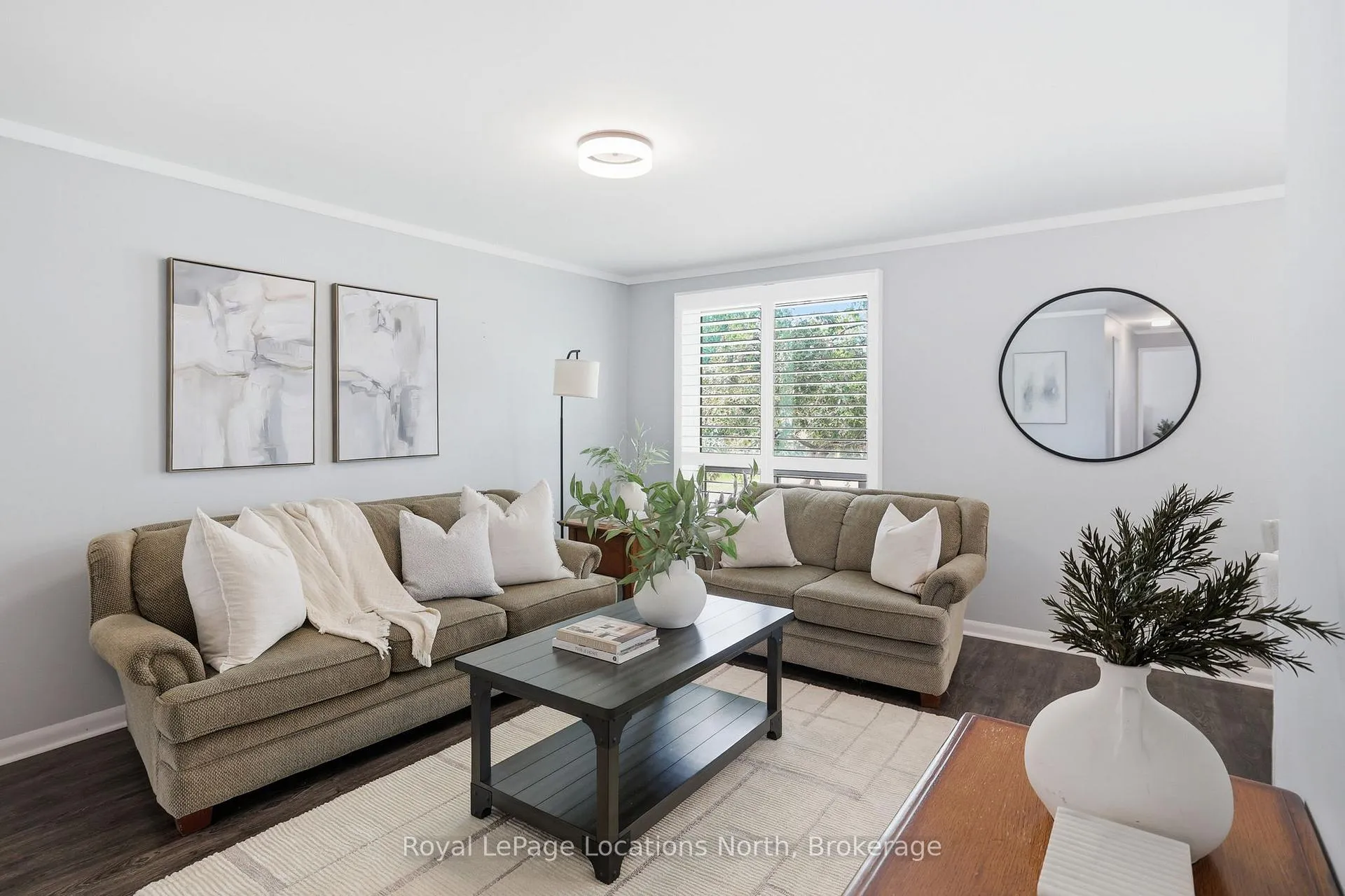 Photo 5 of 30 Courtice Crescent, Collingwood — HOMEH