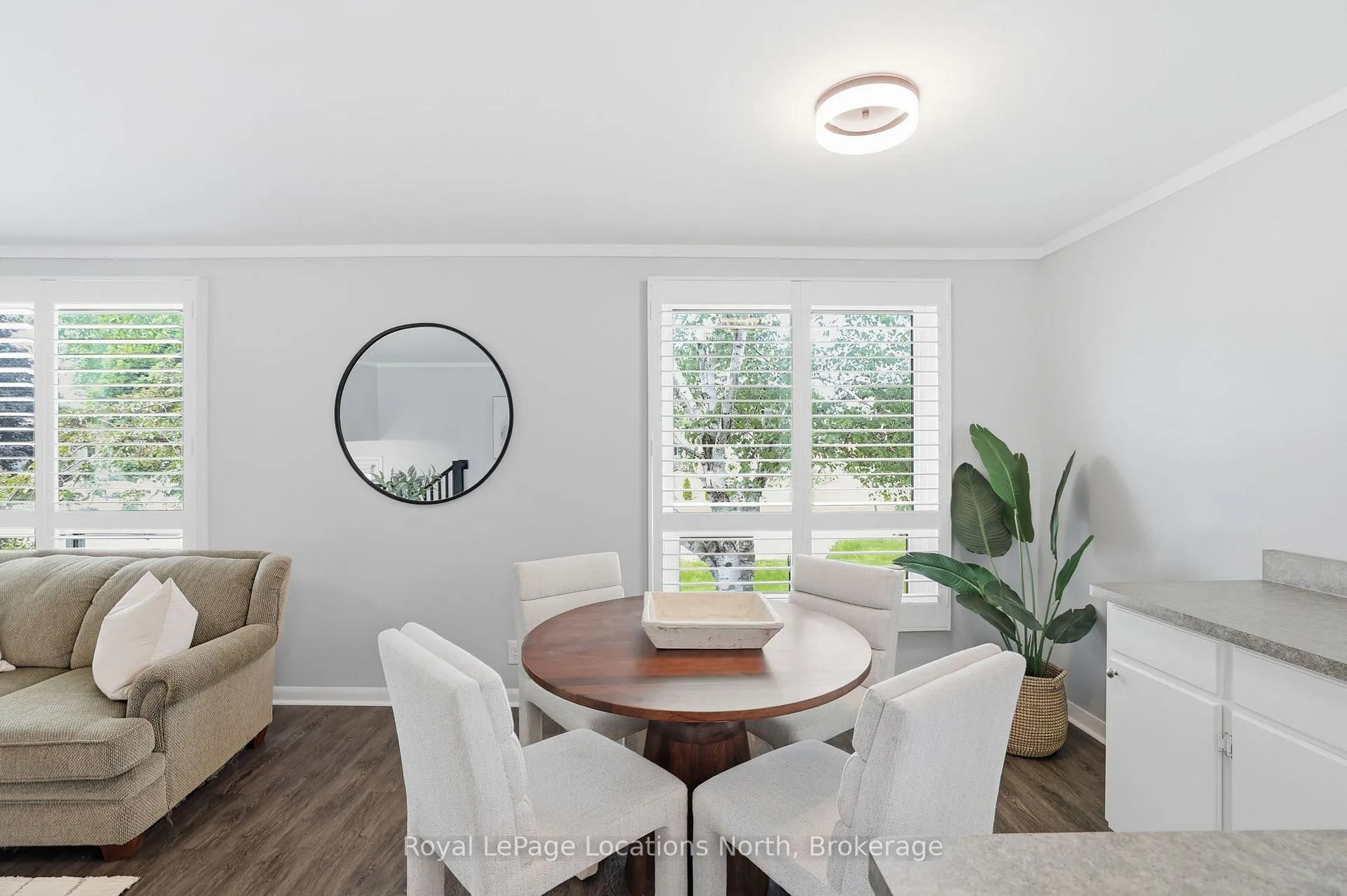 Photo 8 of 30 Courtice Crescent, Collingwood — HOMEH