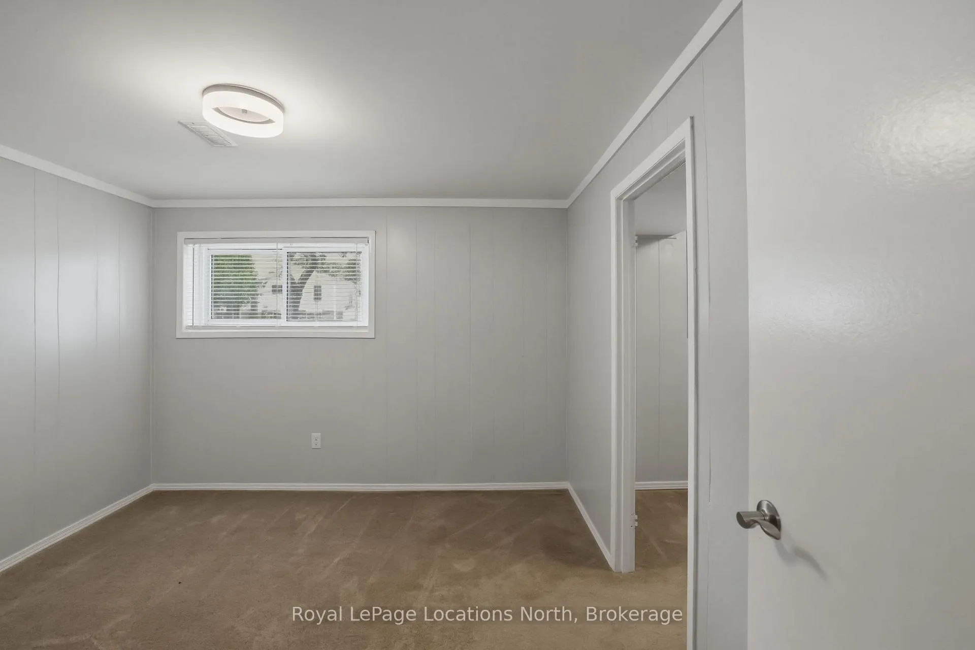 Photo 32 of 30 Courtice Crescent, Collingwood — HOMEH