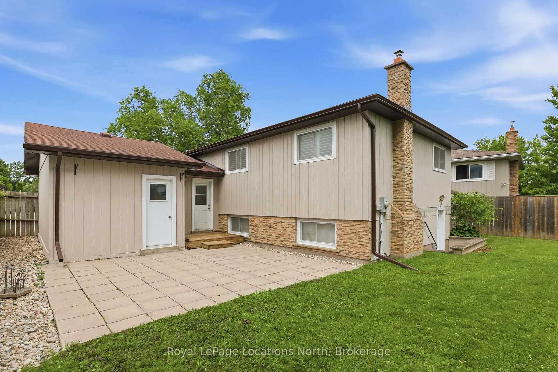 Photo 39 of 30 Courtice Crescent, Collingwood — HOMEH