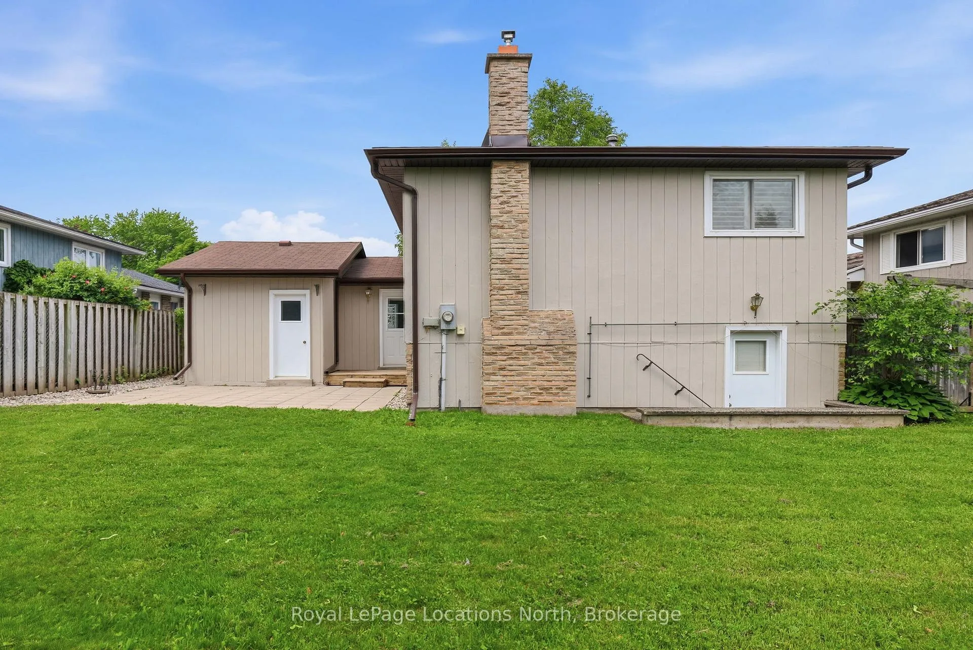 Photo 41 of 30 Courtice Crescent, Collingwood — HOMEH