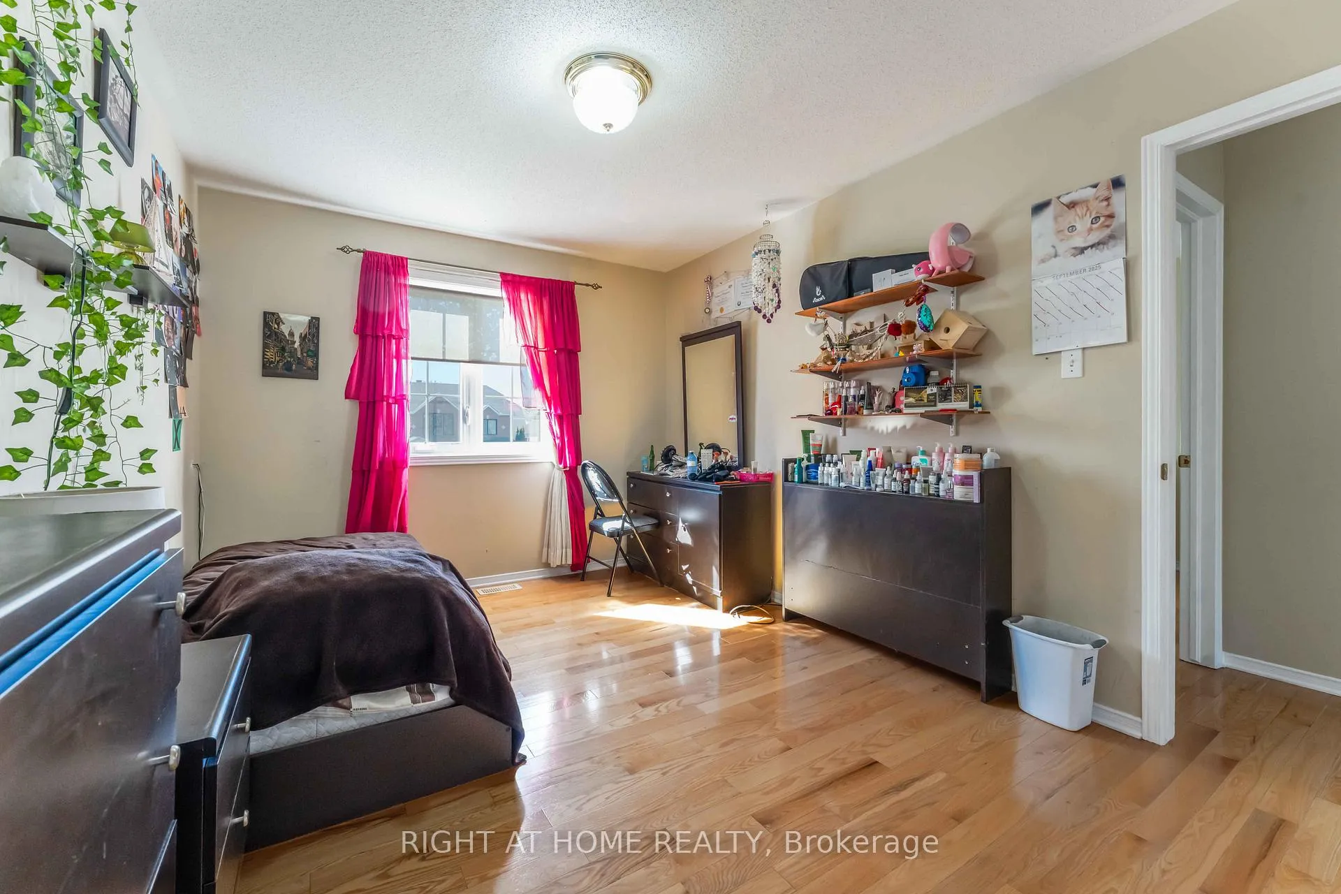 Photo 19 of 160 Grassy Plains Drive, Ottawa, Kanata - Emerald Meadows/Trailwest — HOMEH