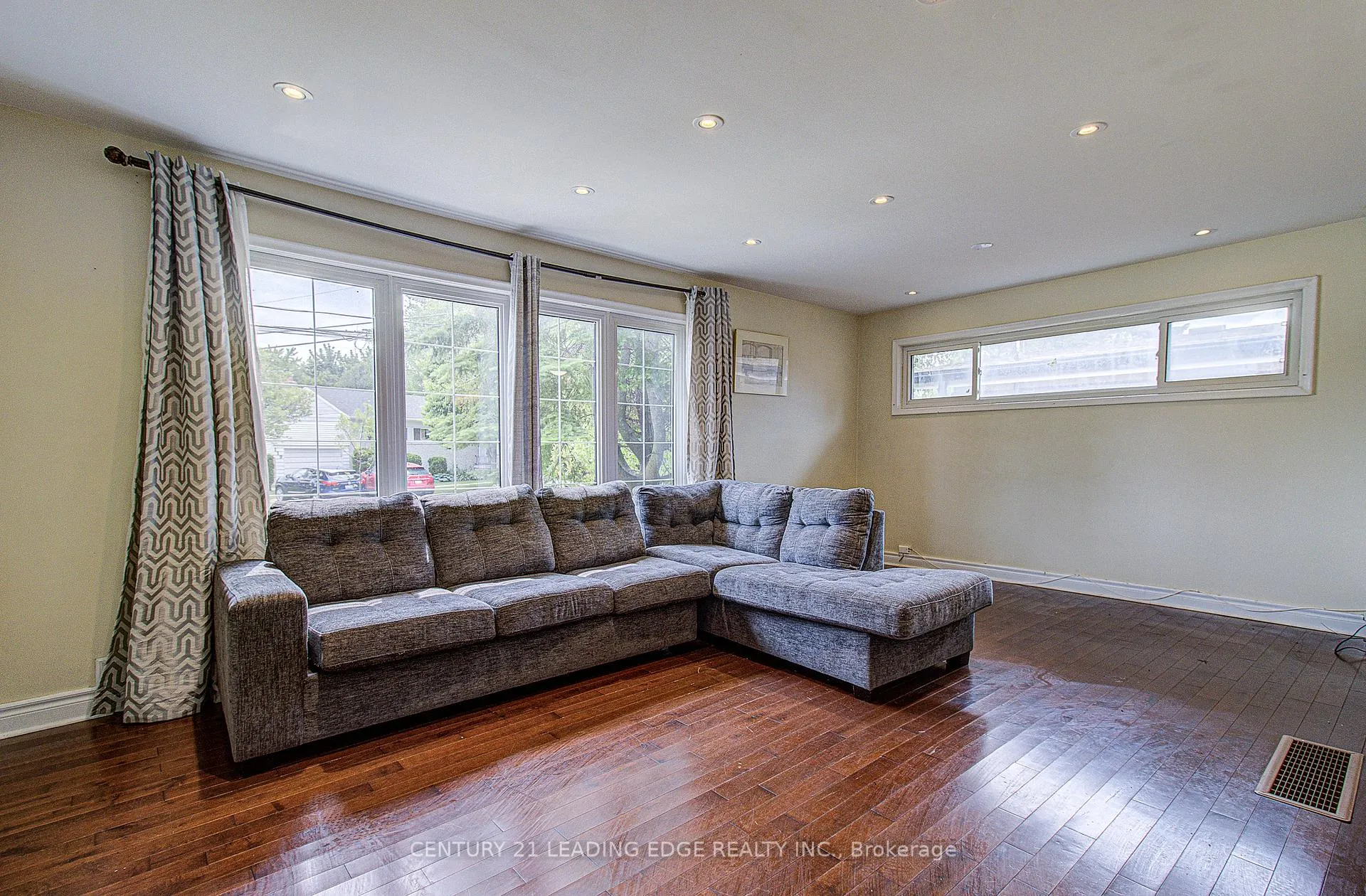 Photo 5 of 124 Haileybury Drive, Scarborough, Bendale — HOMEH