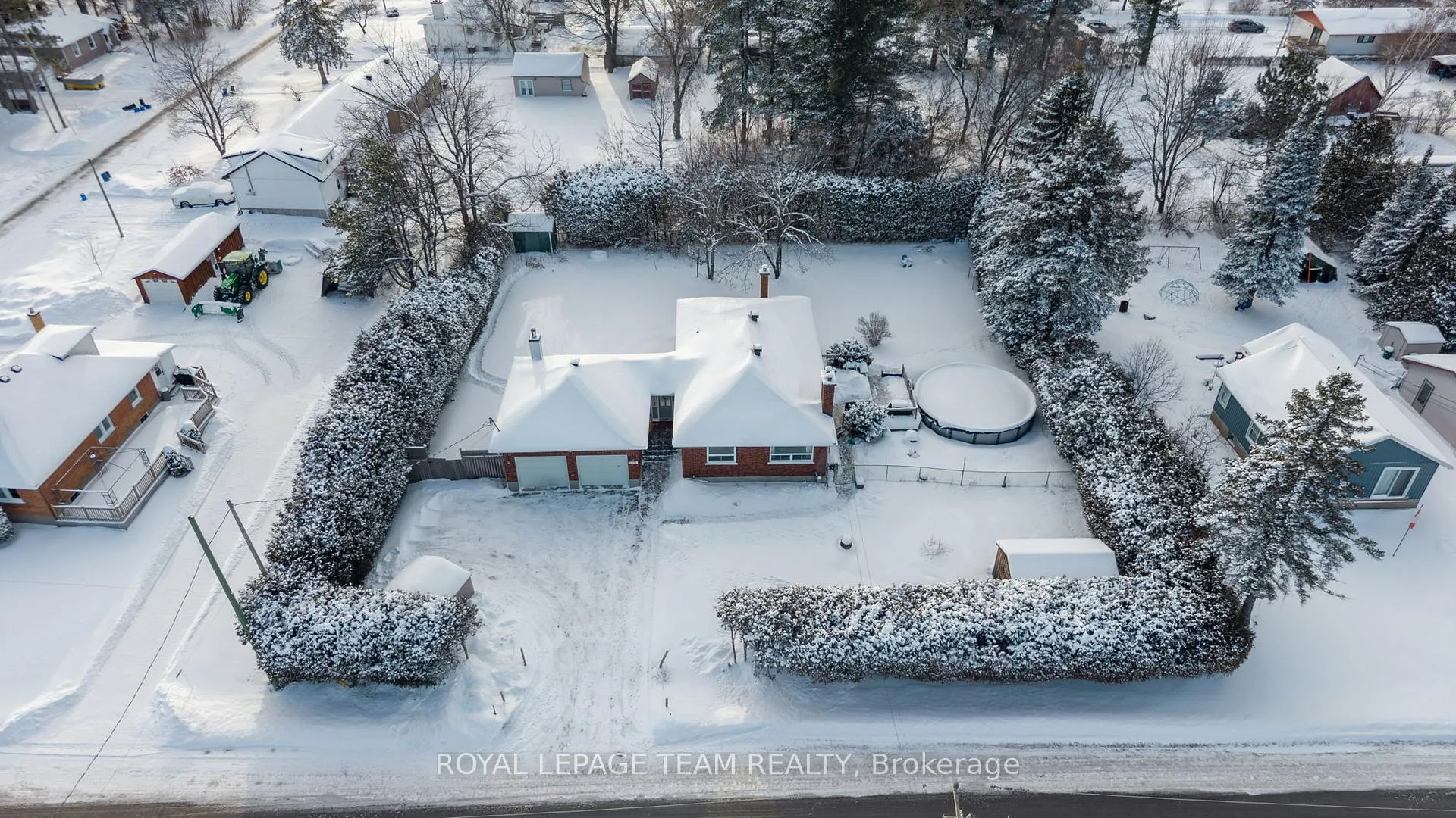 Photo 2 of 3246 Elizabeth Street, Ottawa, Osgoode — HOMEH