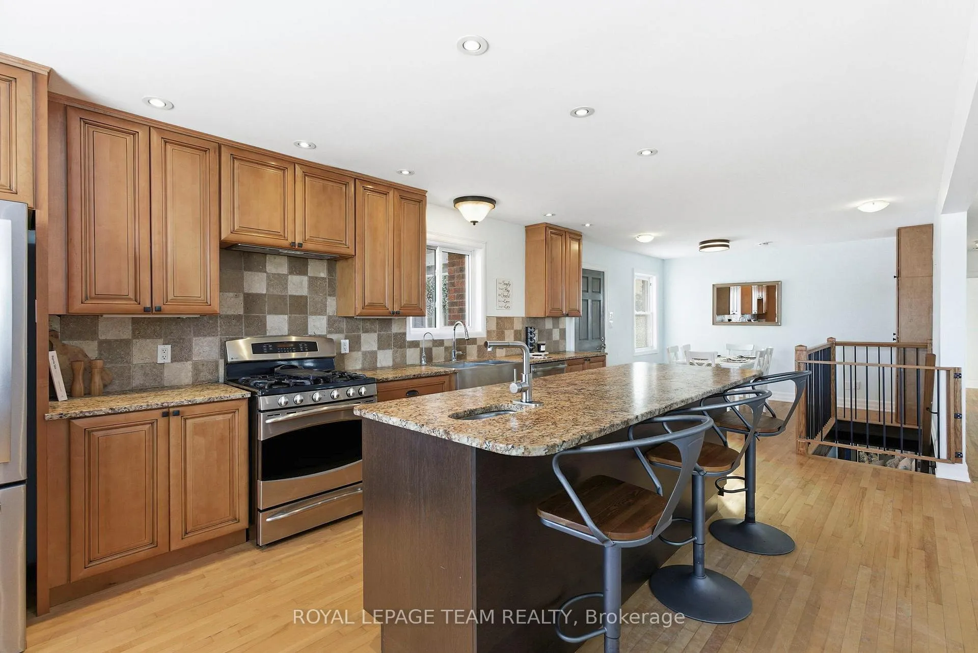 Photo 10 of 3246 Elizabeth Street, Ottawa, Osgoode — HOMEH