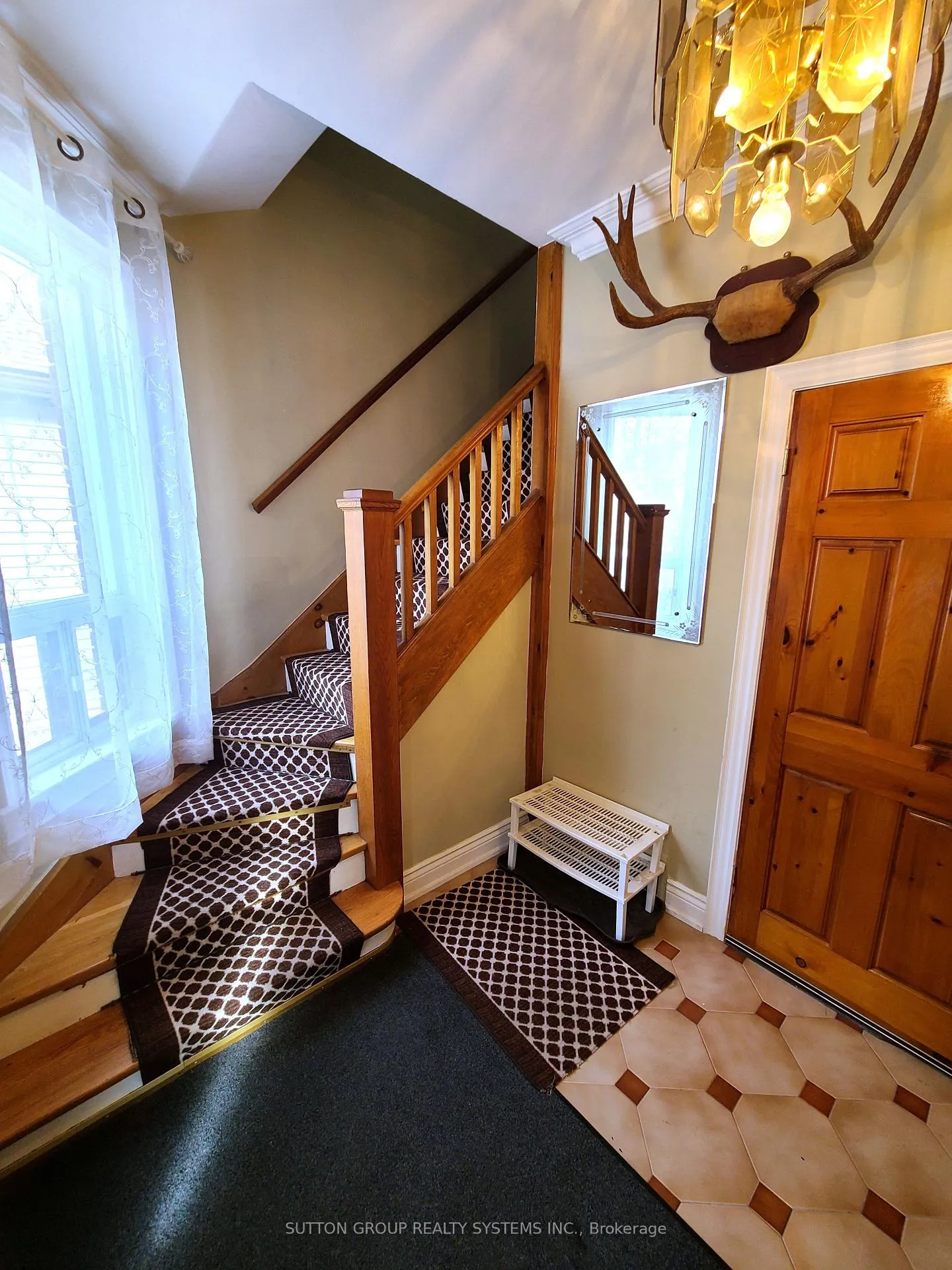 Photo 2 of 177 Brookside Avenue, Toronto, Runnymede-Bloor West Village — HOMEH