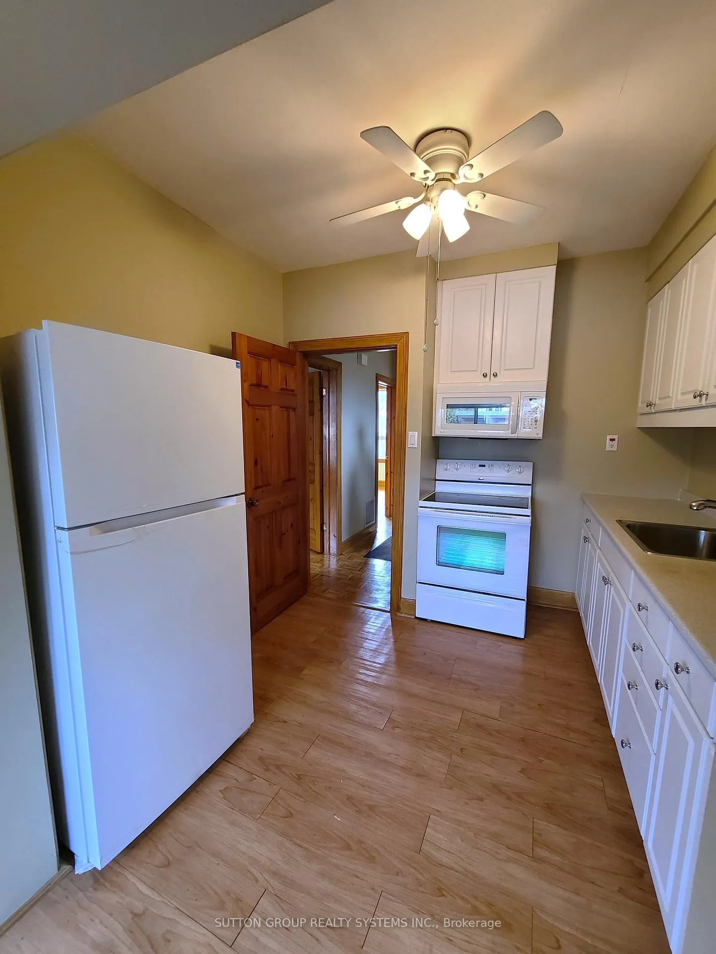 Photo 4 of 177 Brookside Avenue, Toronto, Runnymede-Bloor West Village — HOMEH