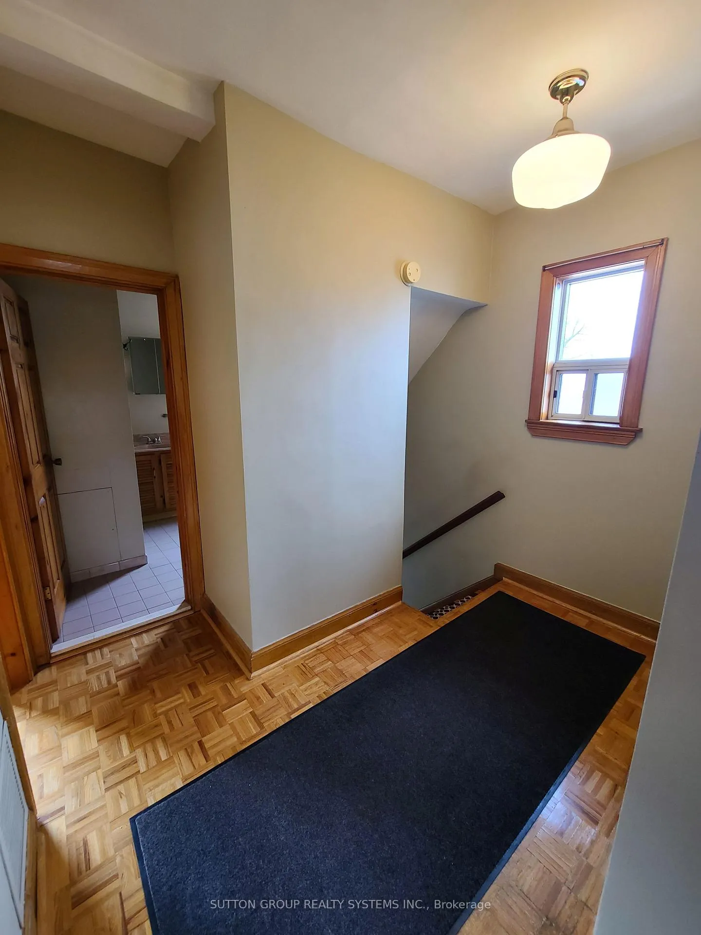 Photo 11 of 177 Brookside Avenue, Toronto, Runnymede-Bloor West Village — HOMEH