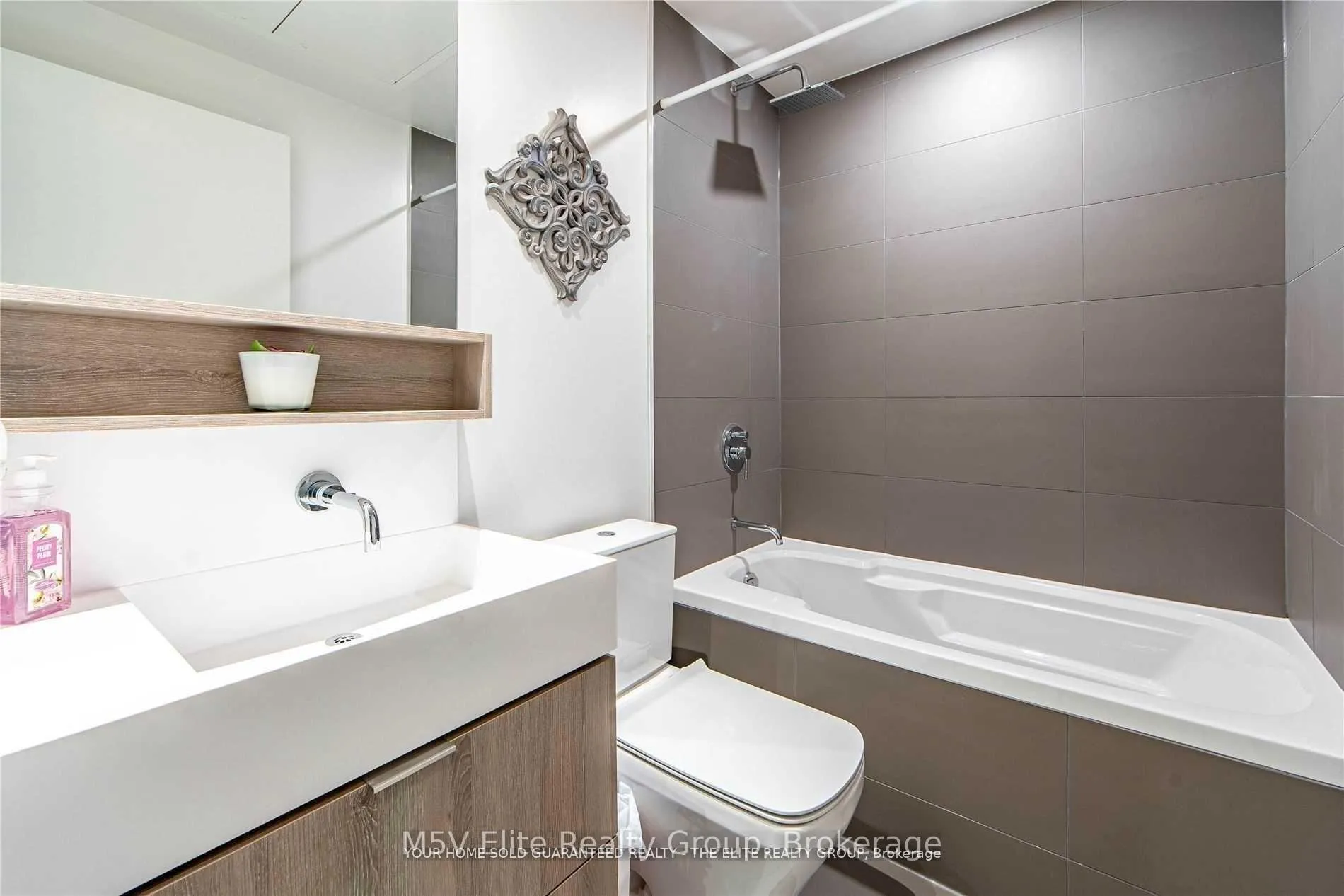 Photo 7 of Unit 1512, 5 Soudan Avenue, Toronto, Mount Pleasant West — HOMEH