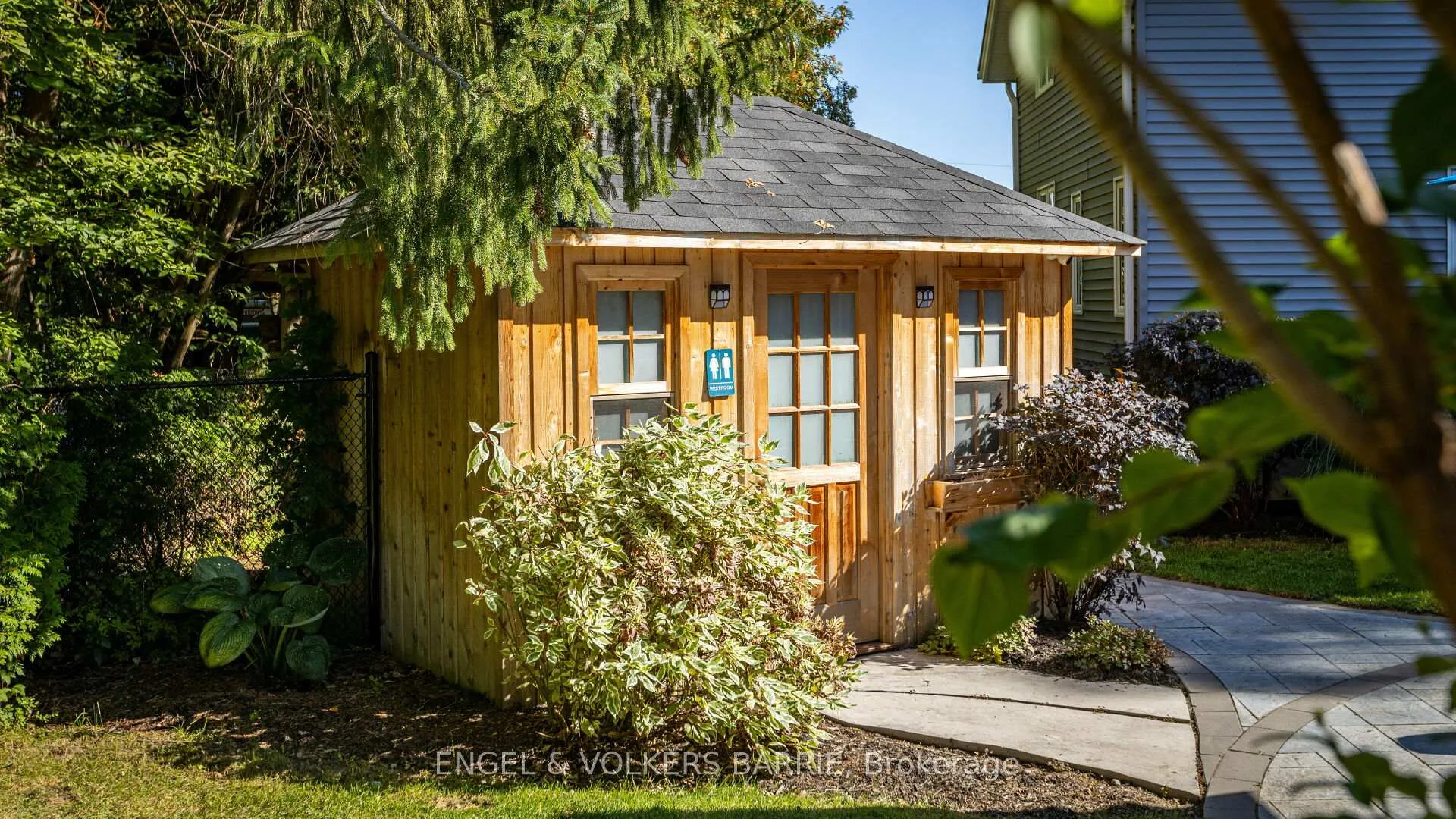 Photo 21 of 112 Lakeshore Road W, Oro-Medonte, Rural Oro-Medonte — HOMEH