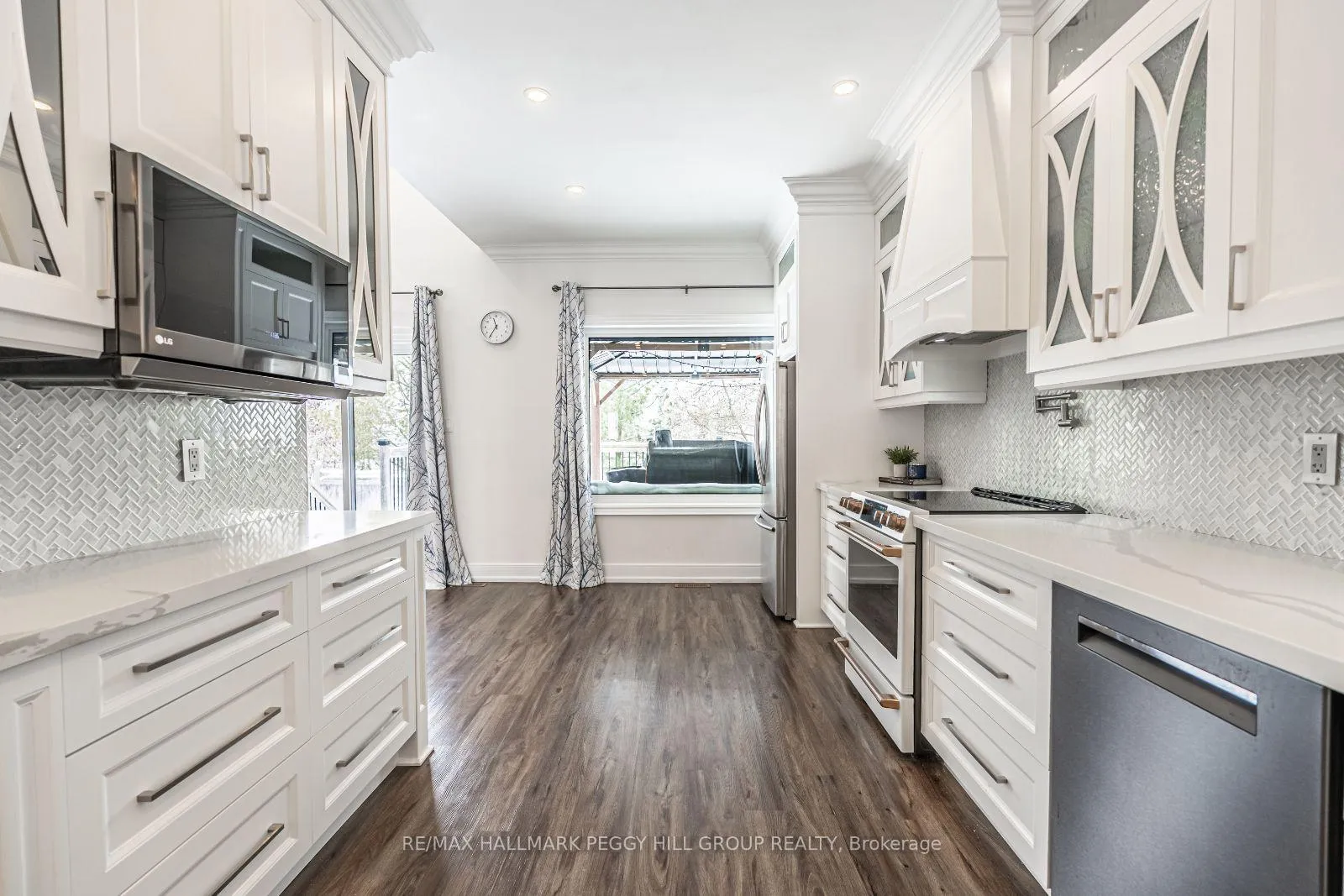 Photo 9 of 99 McIntyre Drive, Barrie, Ardagh — HOMEH