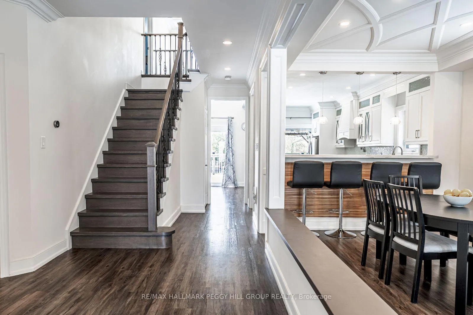 Photo 15 of 99 McIntyre Drive, Barrie, Ardagh — HOMEH