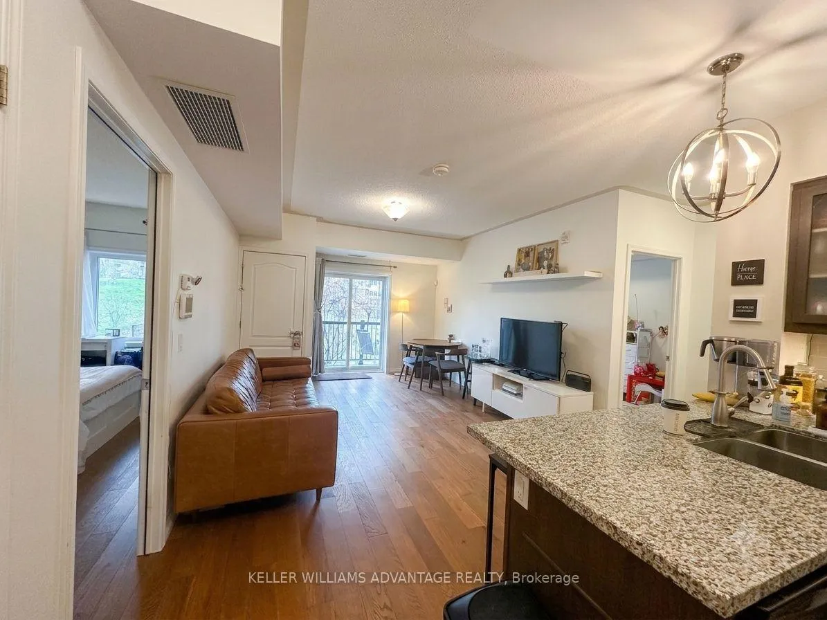 Photo 1 of Unit 206, 910 Wentworth Street, Peterborough, Otonabee Ward 1 — HOMEH