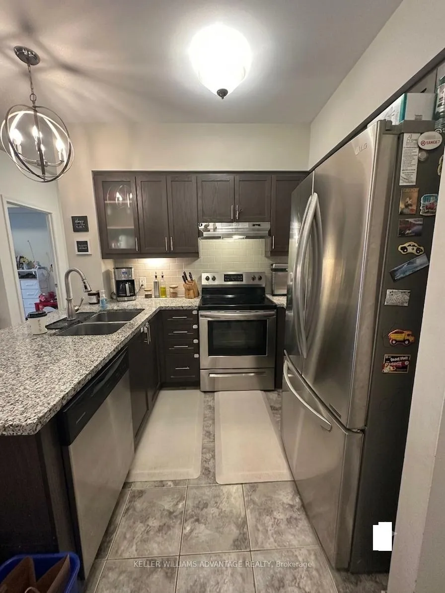Photo 2 of Unit 206, 910 Wentworth Street, Peterborough, Otonabee Ward 1 — HOMEH