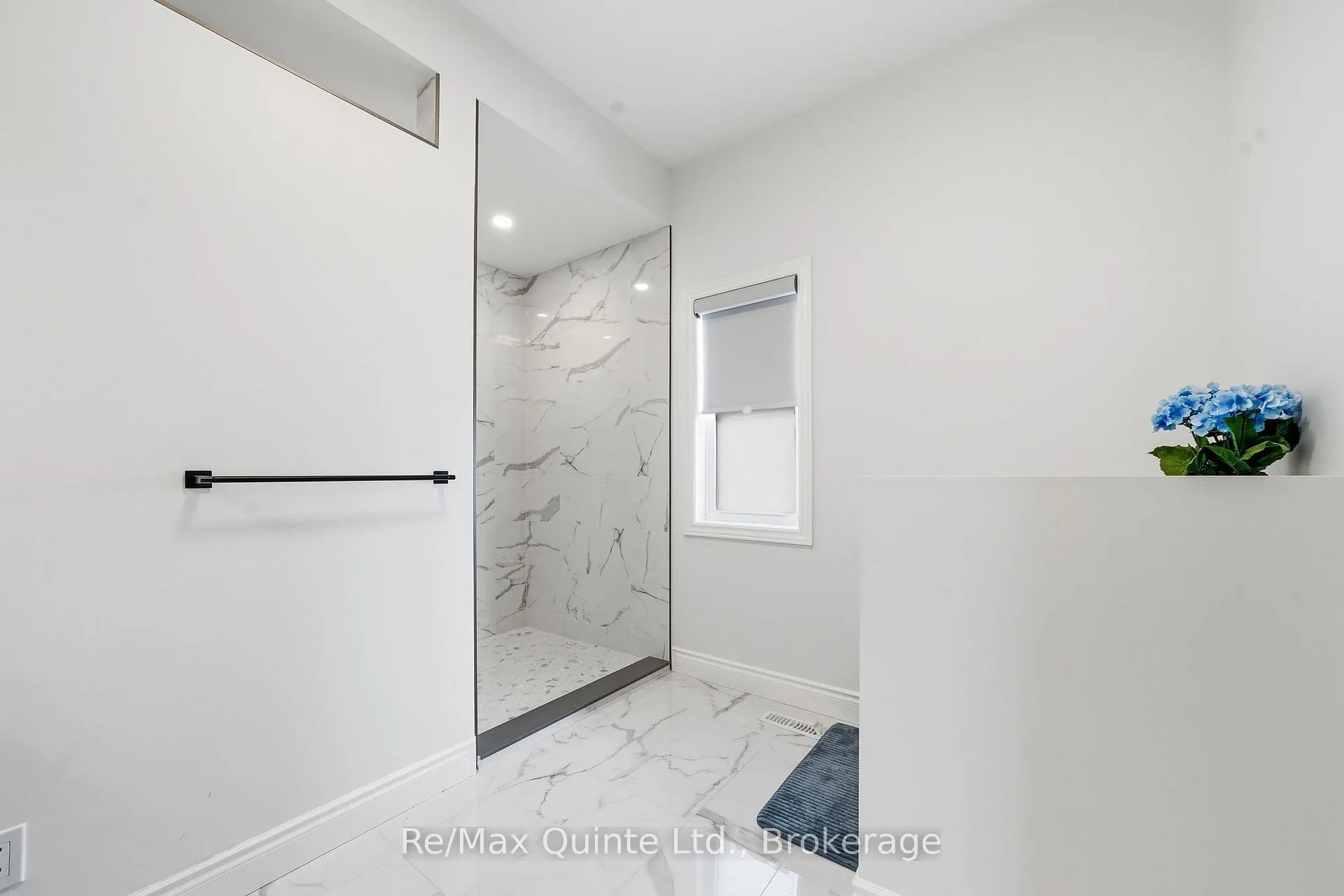 Photo 18 of 110 Raycroft Drive, Belleville, Thurlow Ward — HOMEH