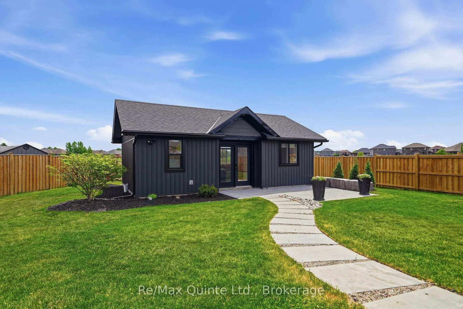 Photo 38 of 110 Raycroft Drive, Belleville, Thurlow Ward — HOMEH