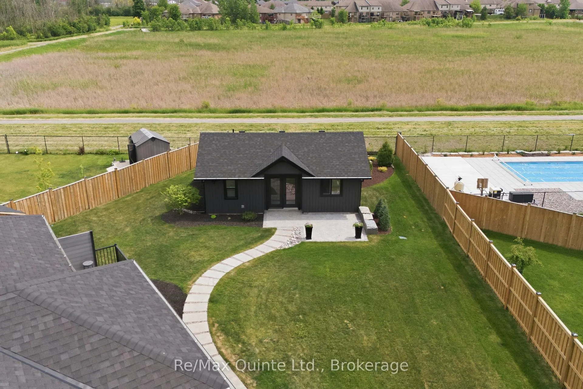Photo 39 of 110 Raycroft Drive, Belleville, Thurlow Ward — HOMEH