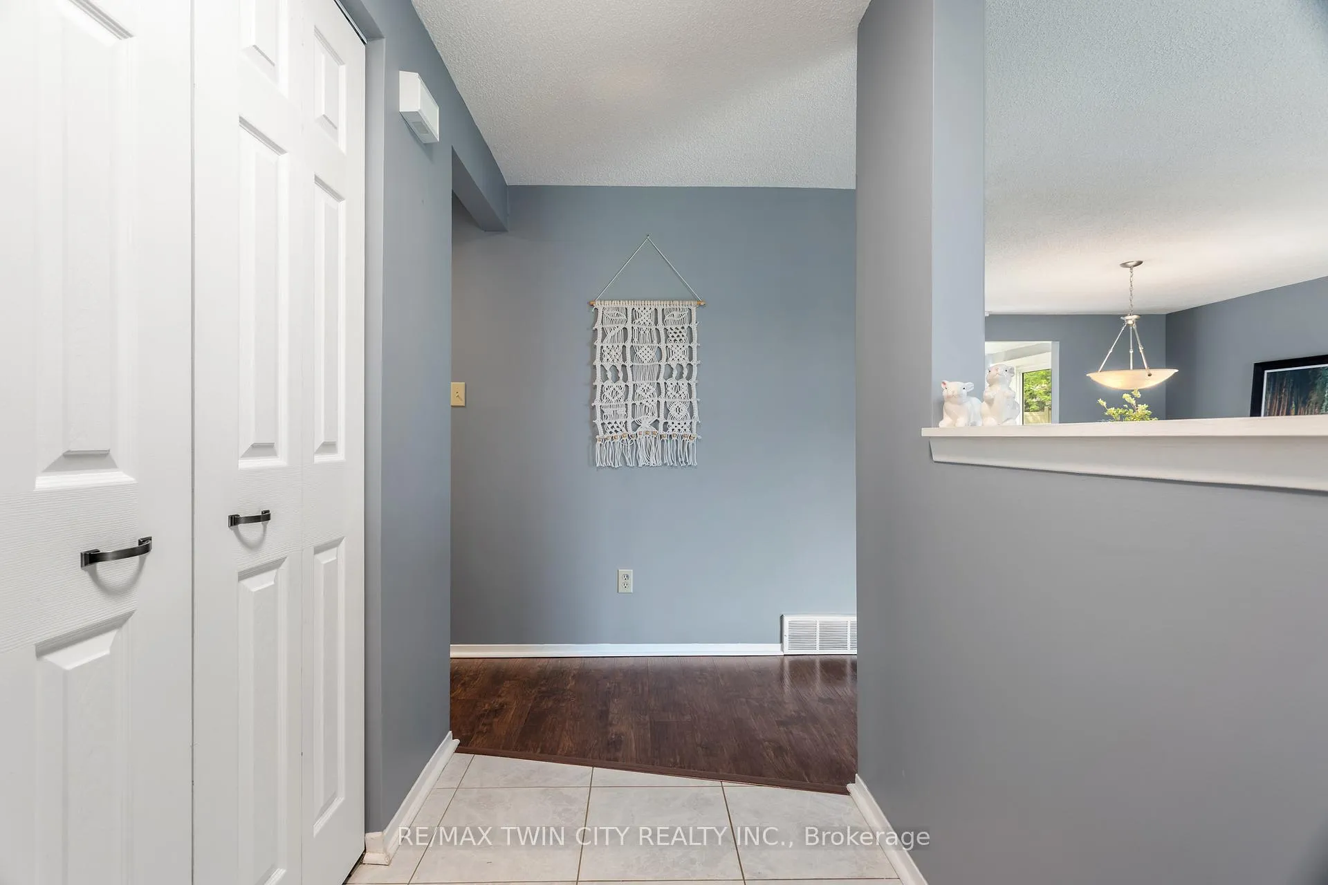 Photo 5 of 3 Sunshine Place, Wilmot — HOMEH