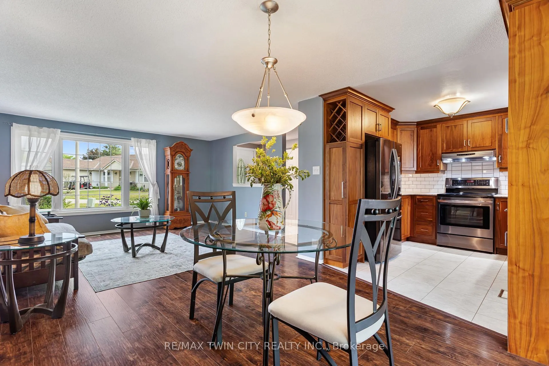 Photo 12 of 3 Sunshine Place, Wilmot — HOMEH