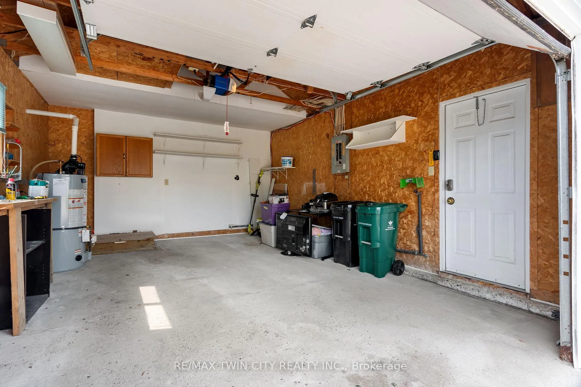 Photo 38 of 3 Sunshine Place, Wilmot — HOMEH