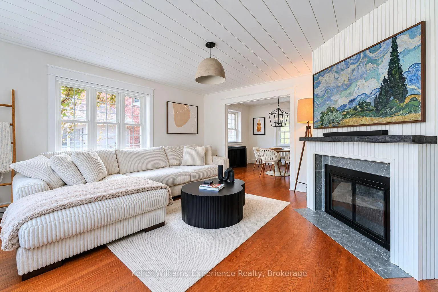 Photo 6 of 211 5th Street E, Owen Sound — HOMEH