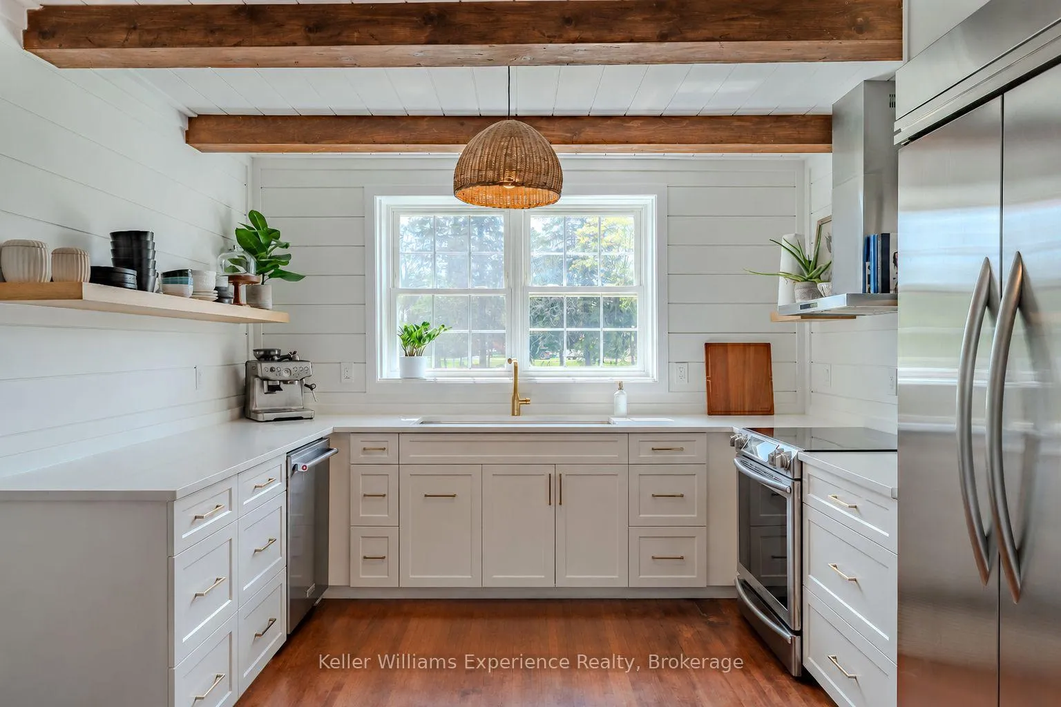 Photo 18 of 211 5th Street E, Owen Sound — HOMEH