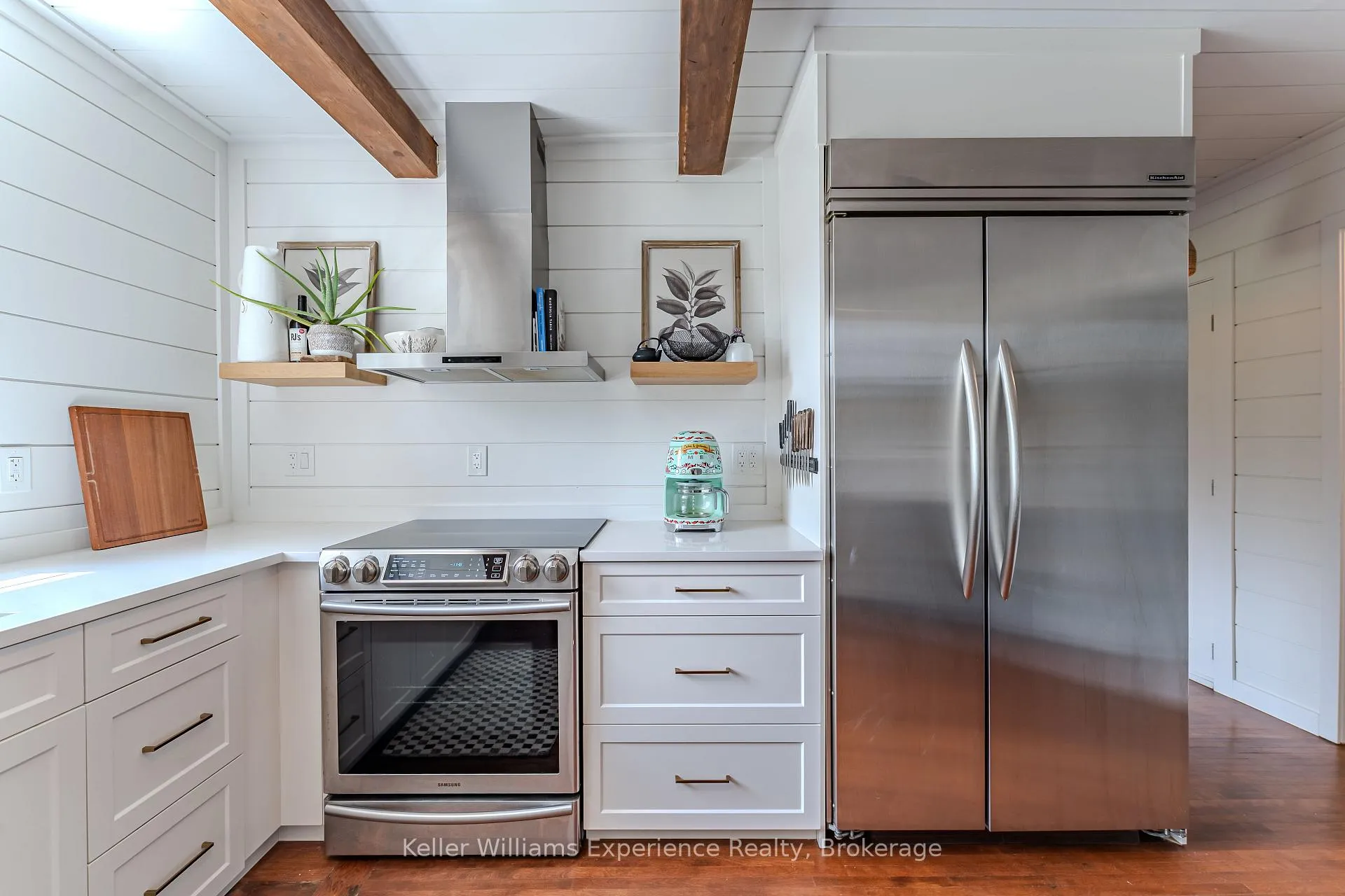 Photo 20 of 211 5th Street E, Owen Sound — HOMEH