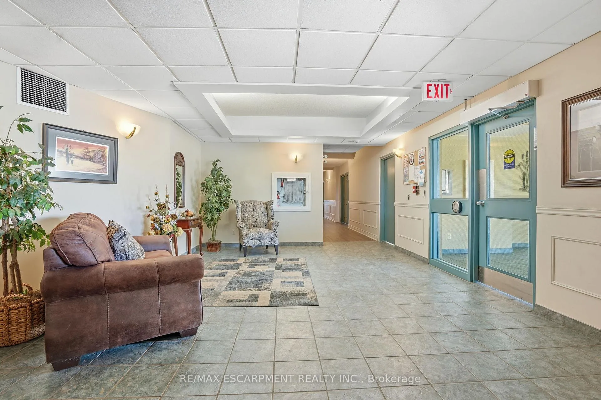 Photo 3 of Unit 202, 210 Main Street E, Haldimand, Dunnville — HOMEH
