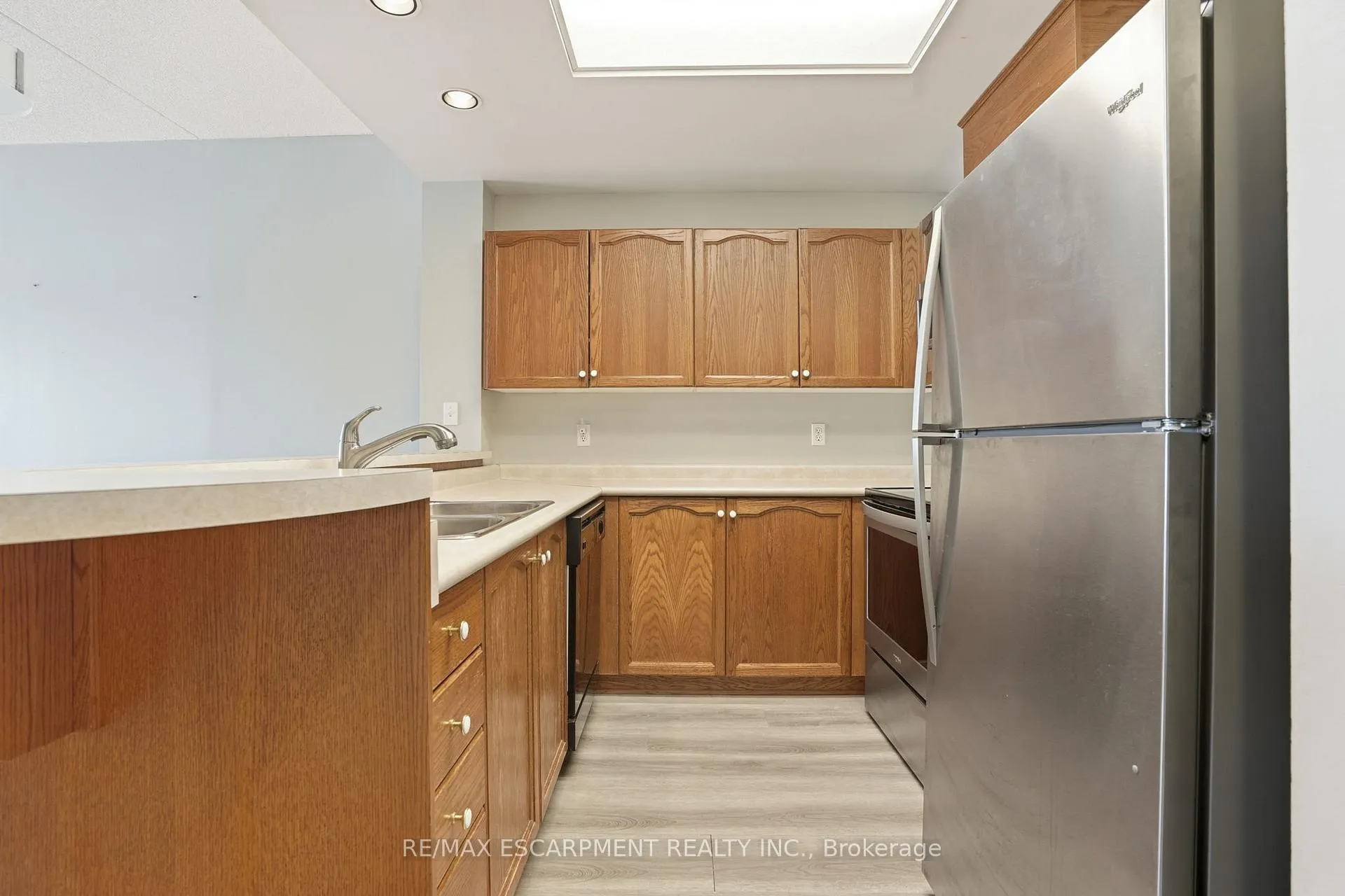 Photo 8 of Unit 202, 210 Main Street E, Haldimand, Dunnville — HOMEH