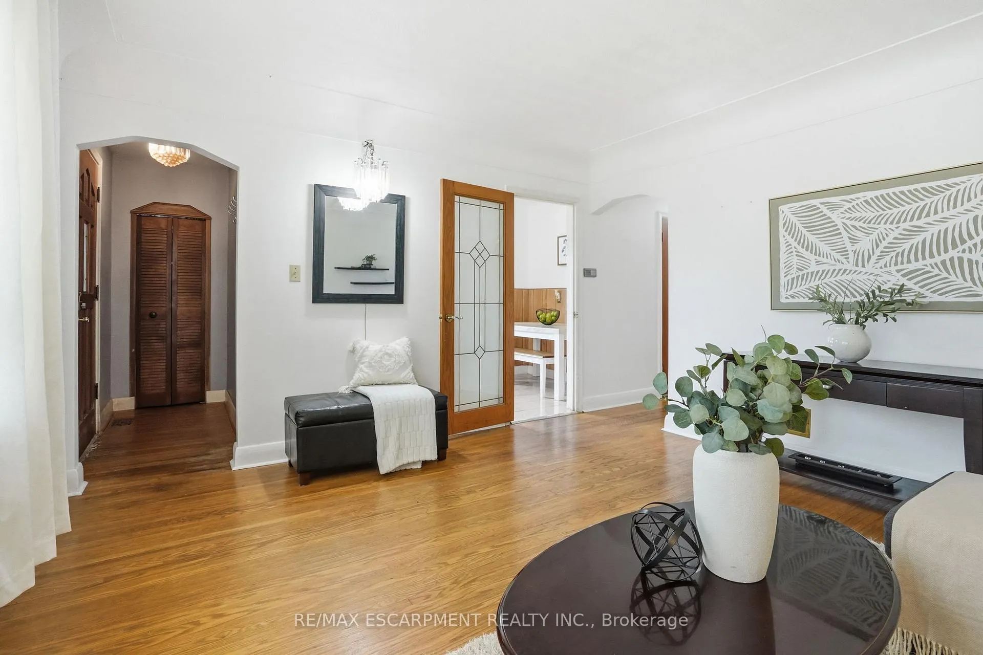Photo 4 of 4 Duncombe Drive, Hamilton, Hill Park — HOMEH