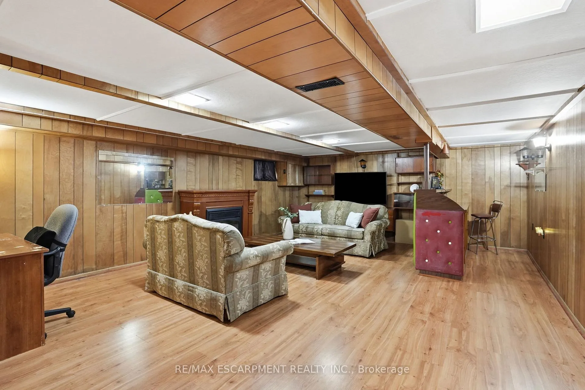 Photo 22 of 4 Duncombe Drive, Hamilton, Hill Park — HOMEH