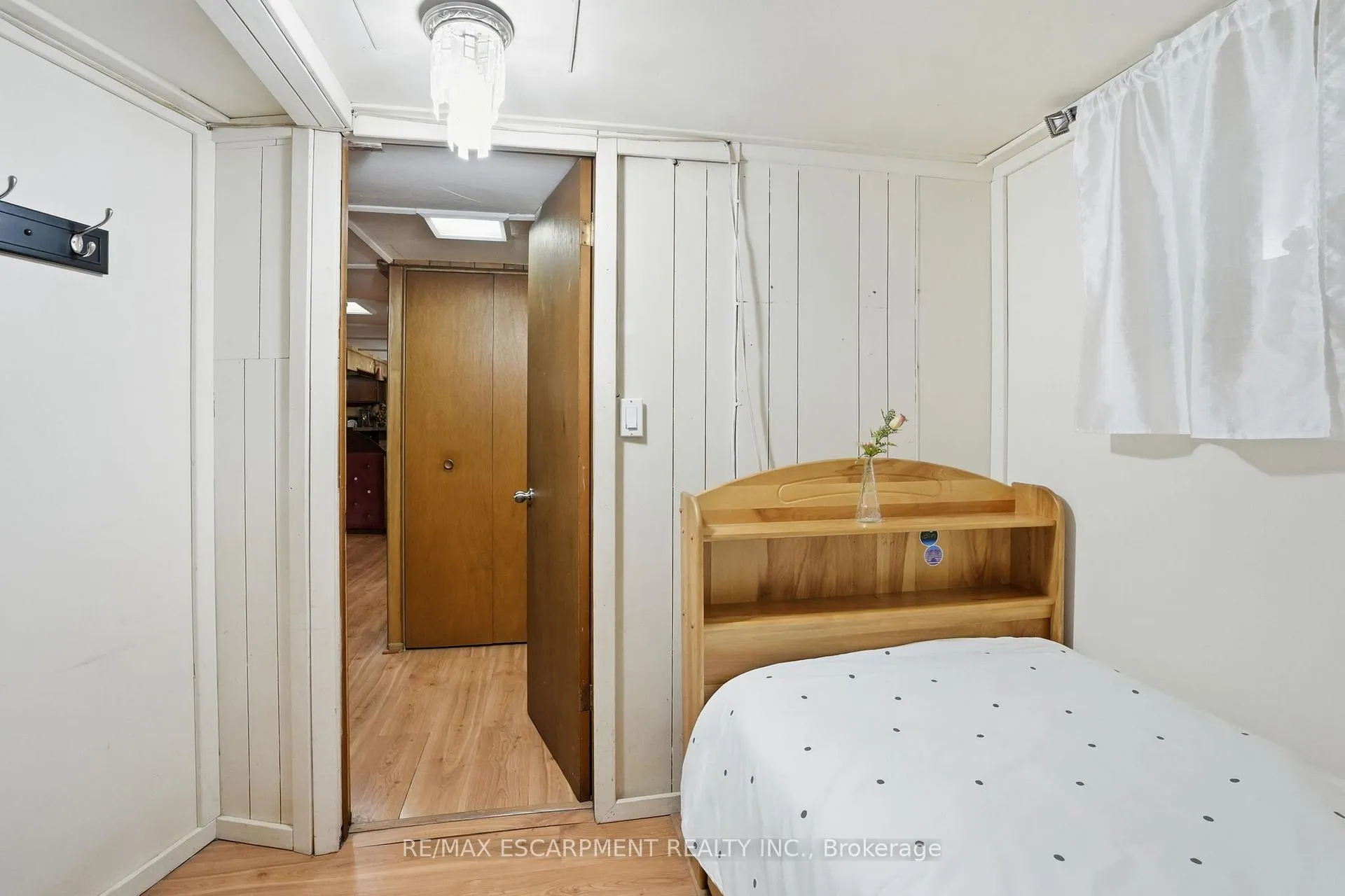 Photo 29 of 4 Duncombe Drive, Hamilton, Hill Park — HOMEH