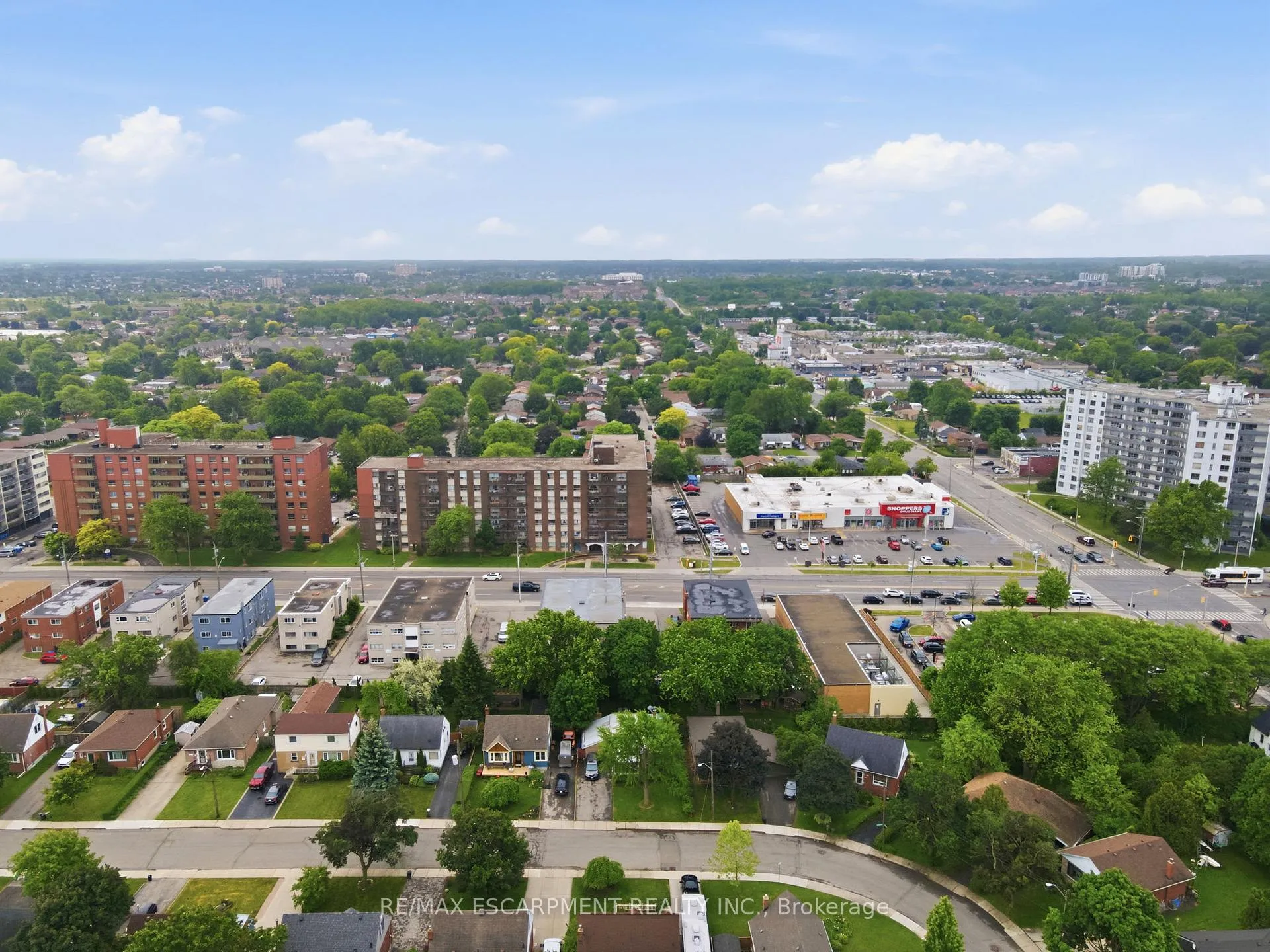 Photo 42 of 4 Duncombe Drive, Hamilton, Hill Park — HOMEH